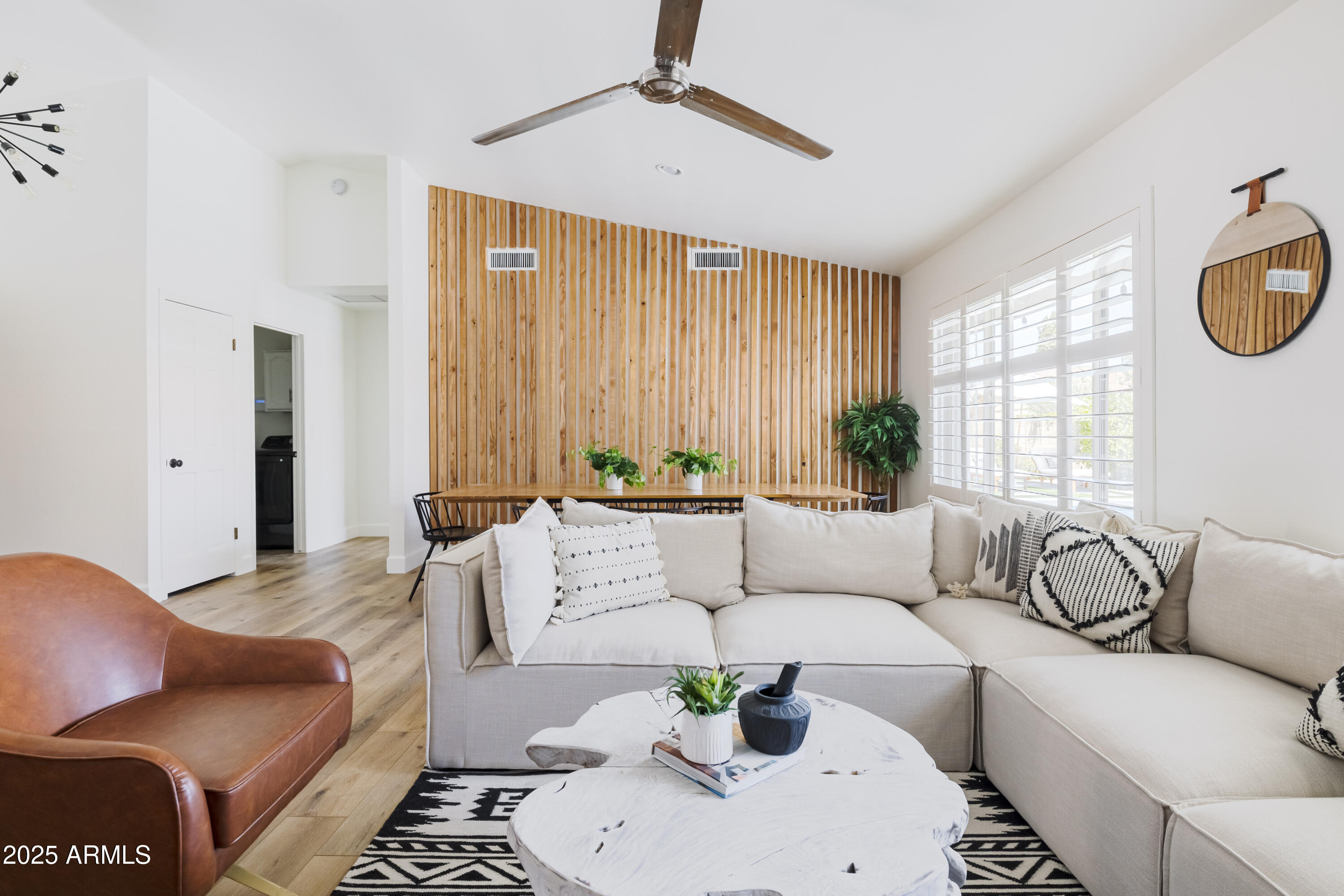 5226 E KATHLEEN Road