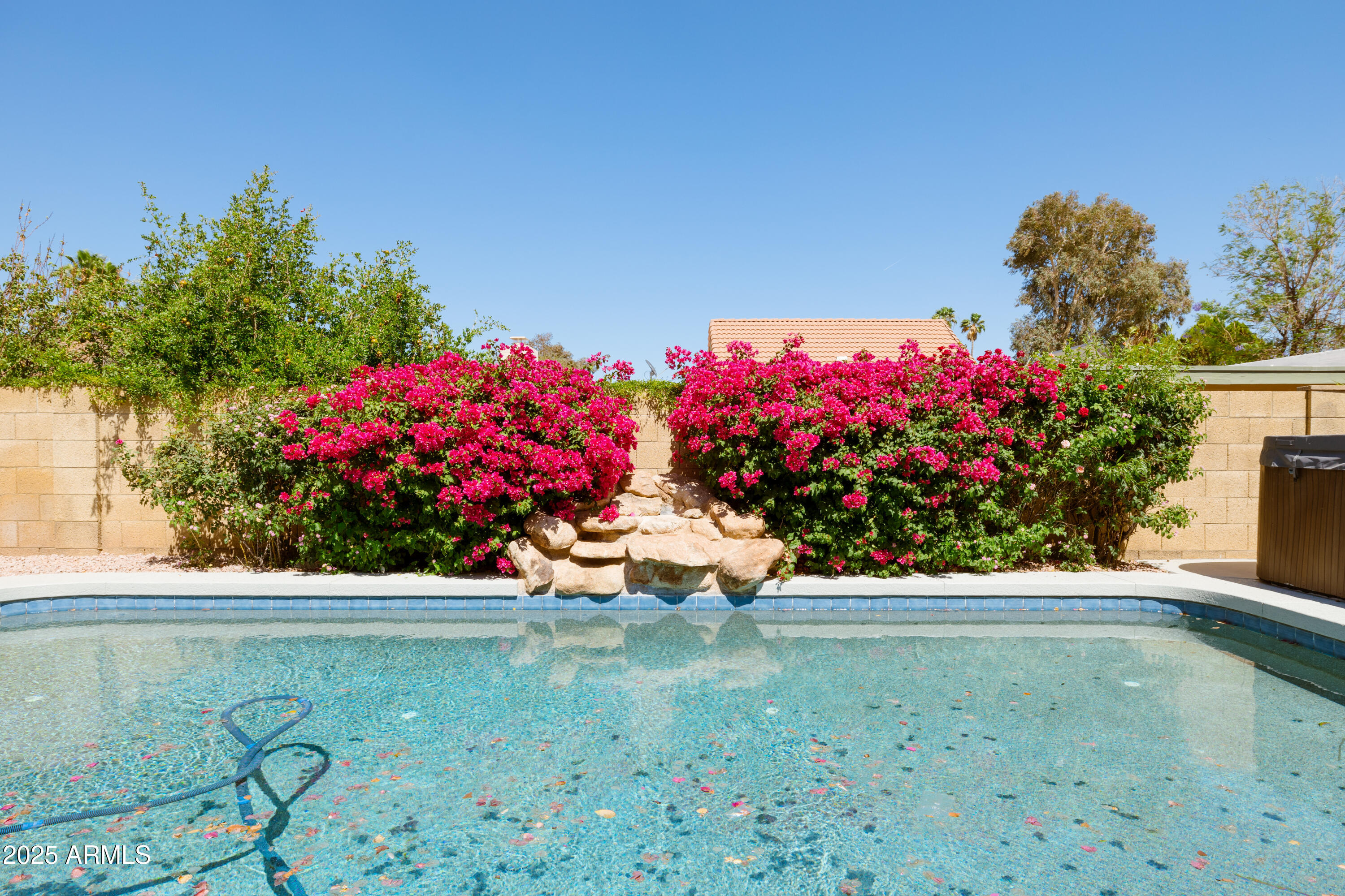 5226 E KATHLEEN Road