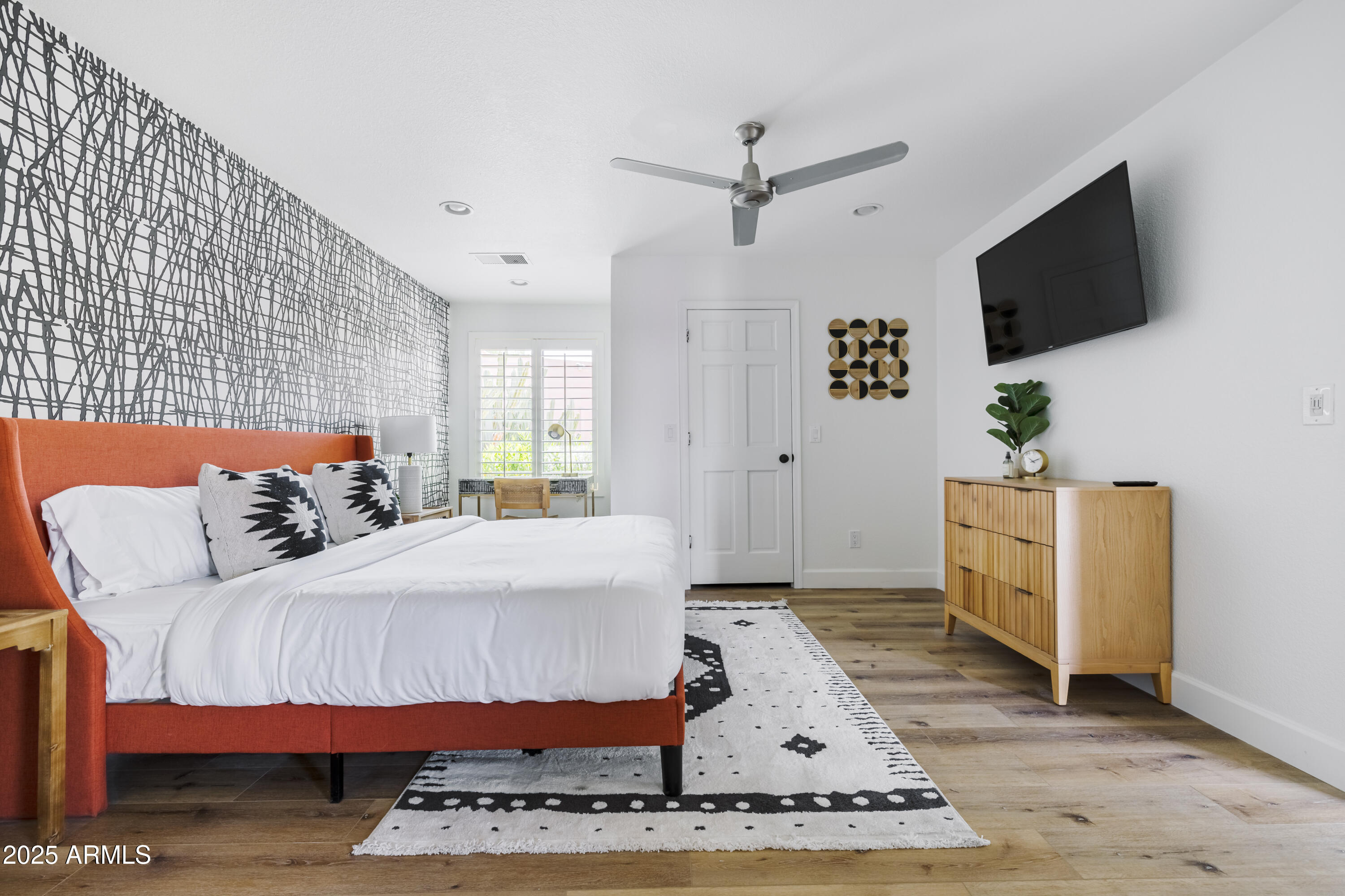 5226 E KATHLEEN Road