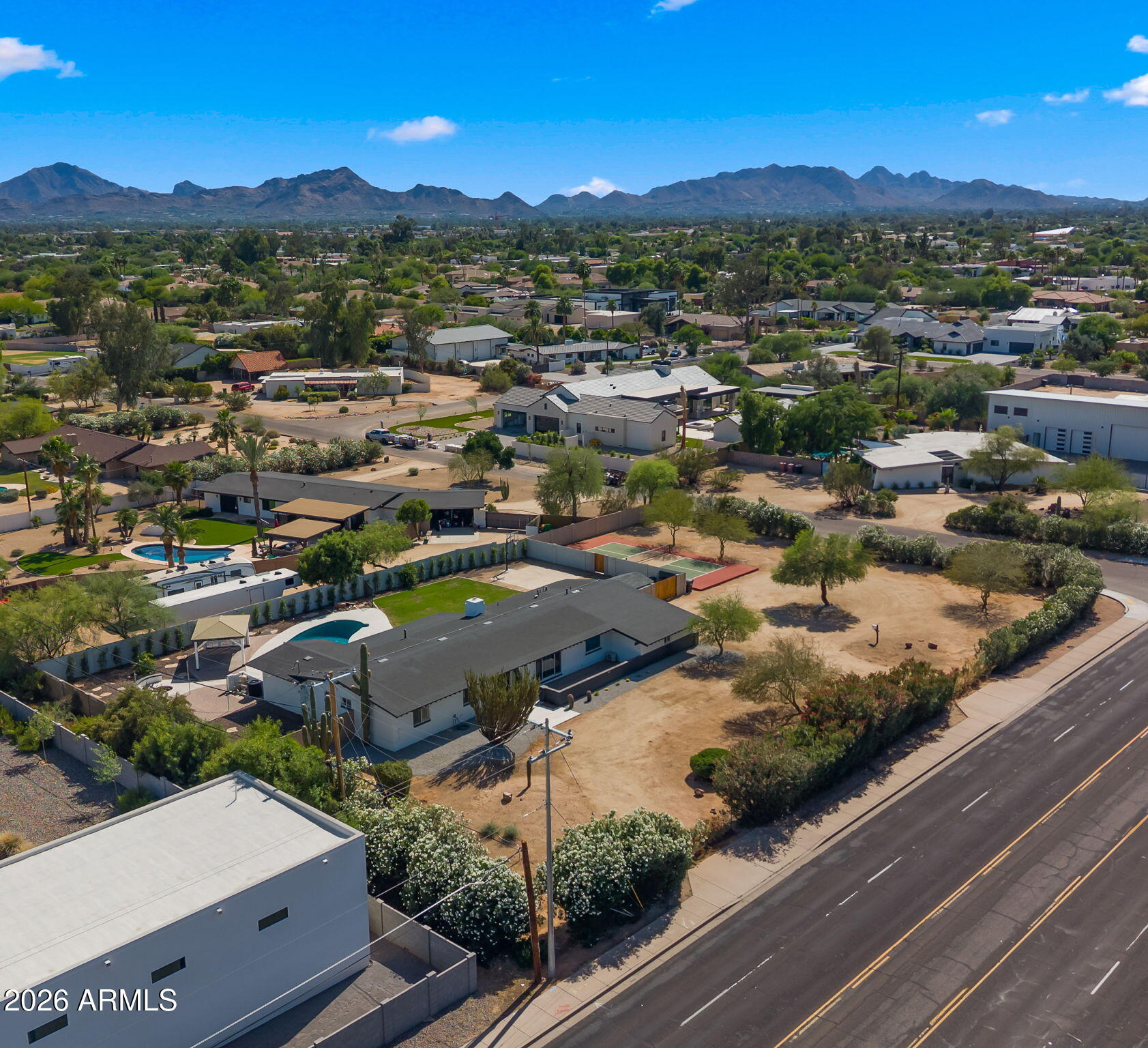 7667 E CACTUS Road