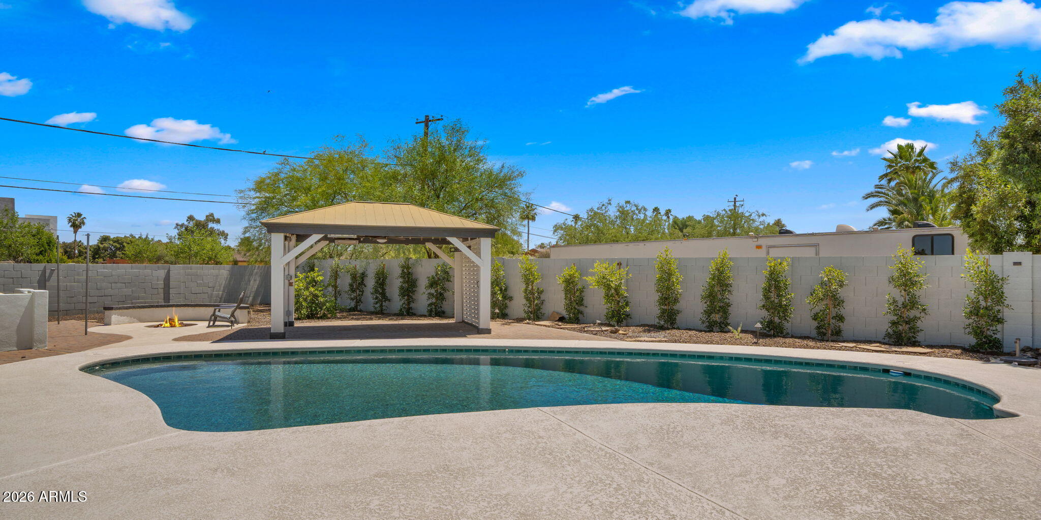 7667 E CACTUS Road