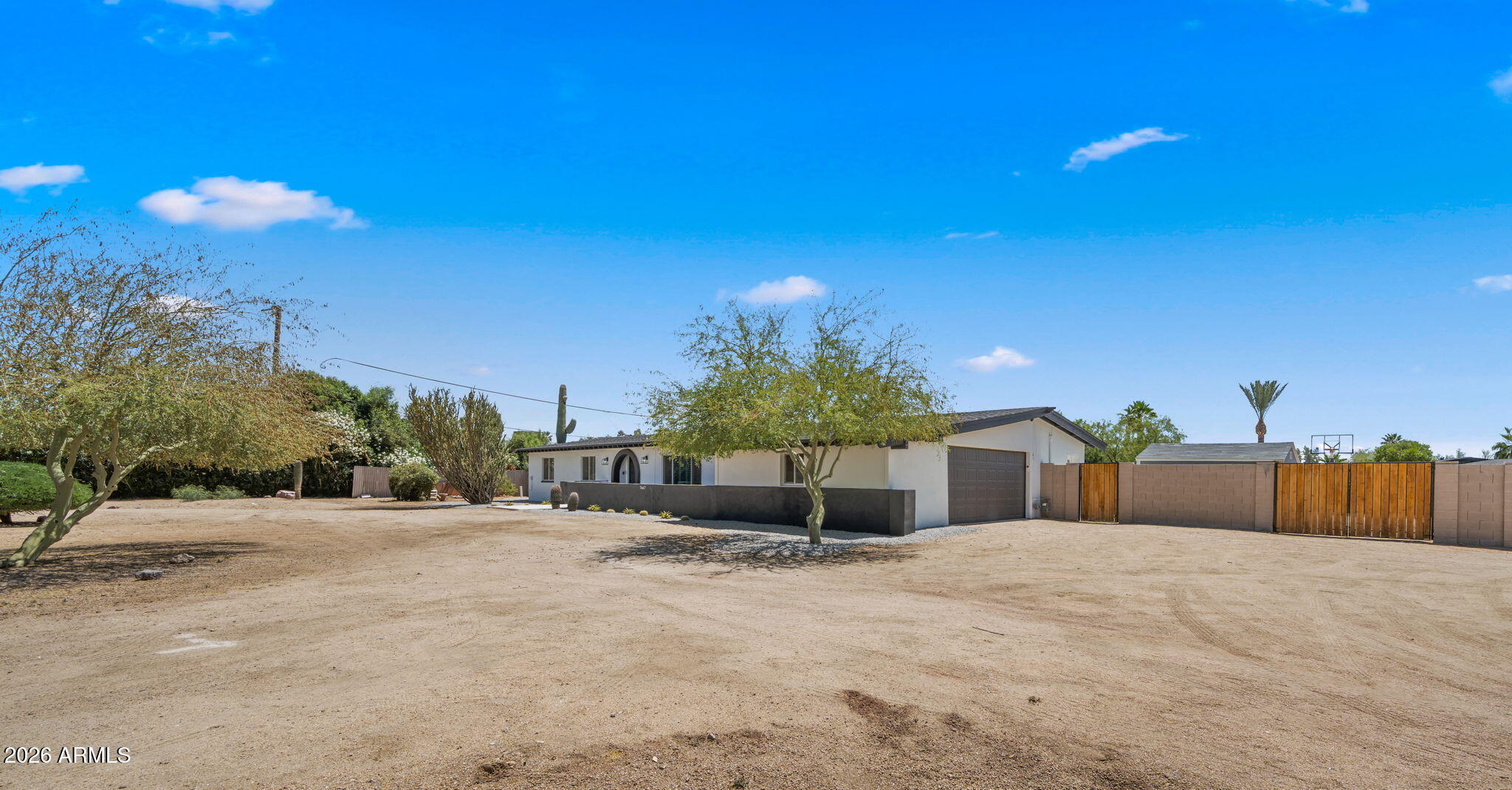 7667 E CACTUS Road