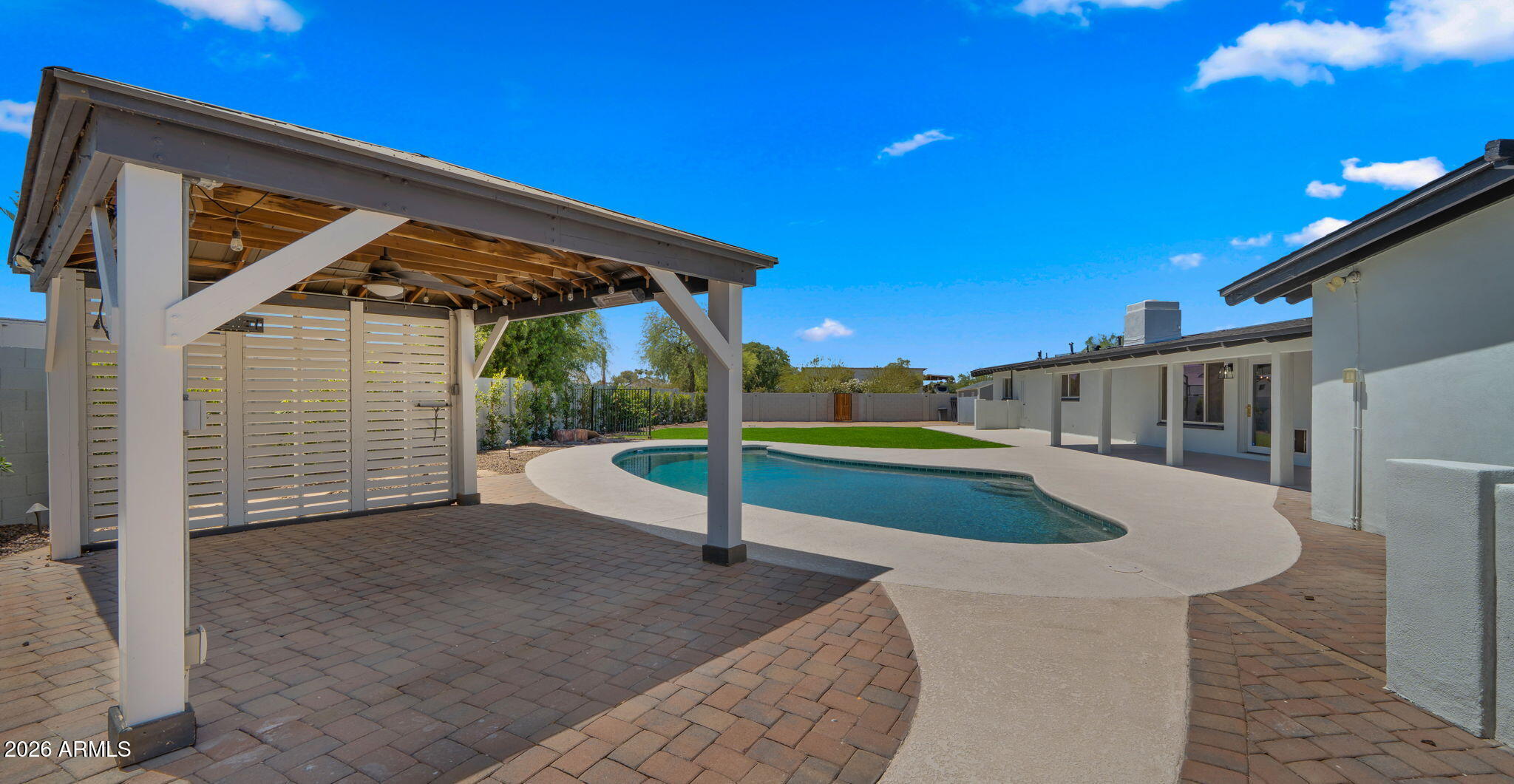 7667 E CACTUS Road