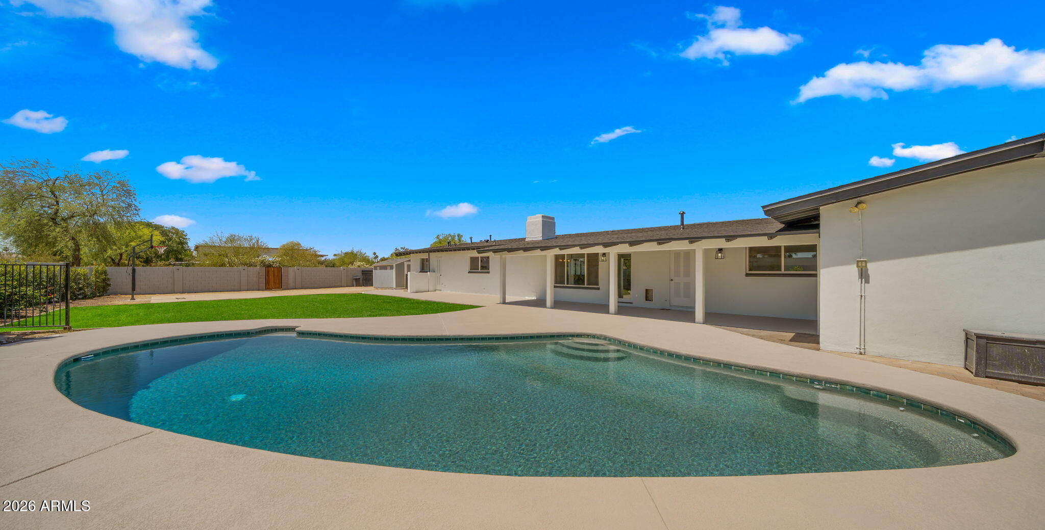 7667 E CACTUS Road