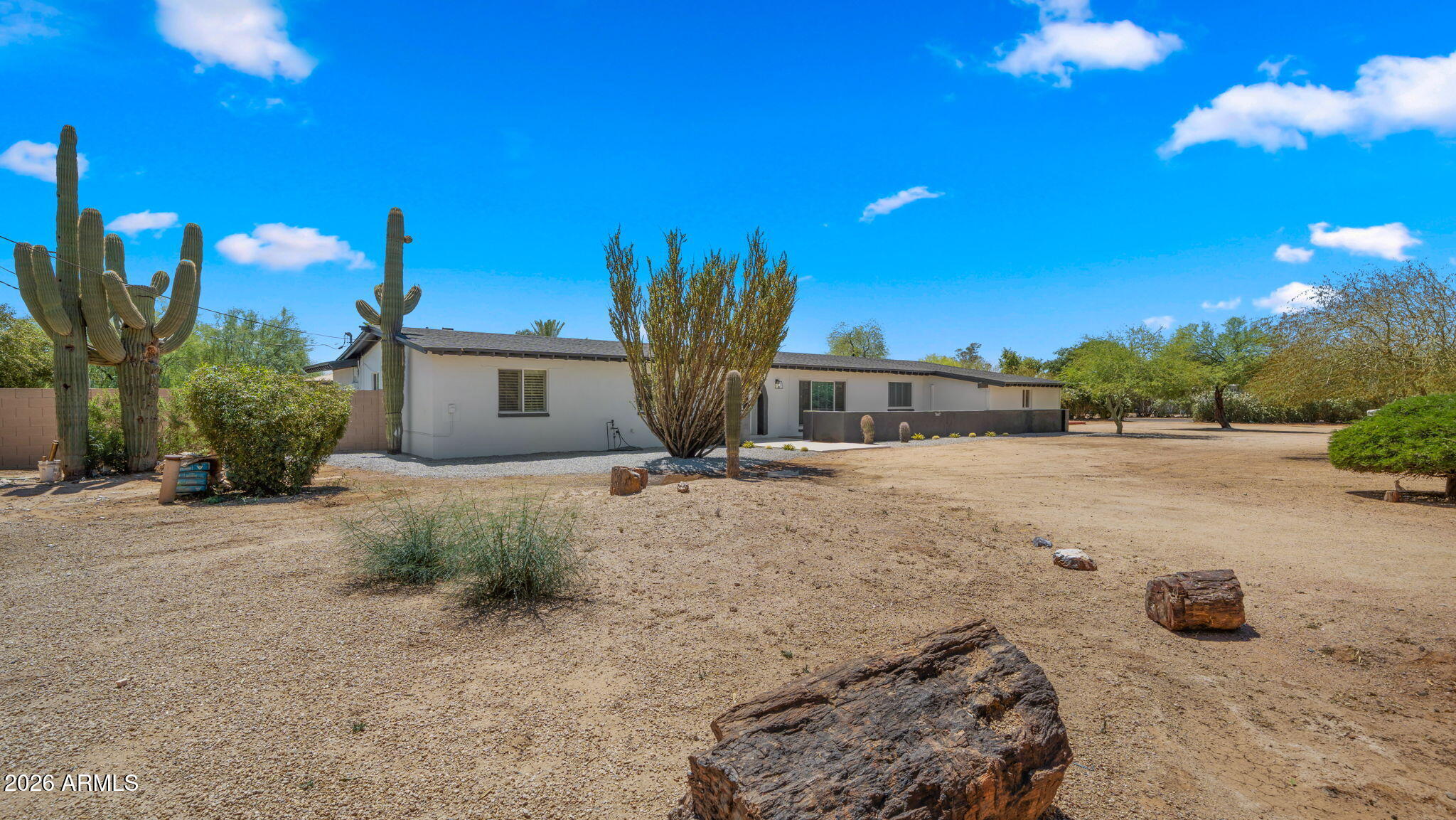 7667 E CACTUS Road