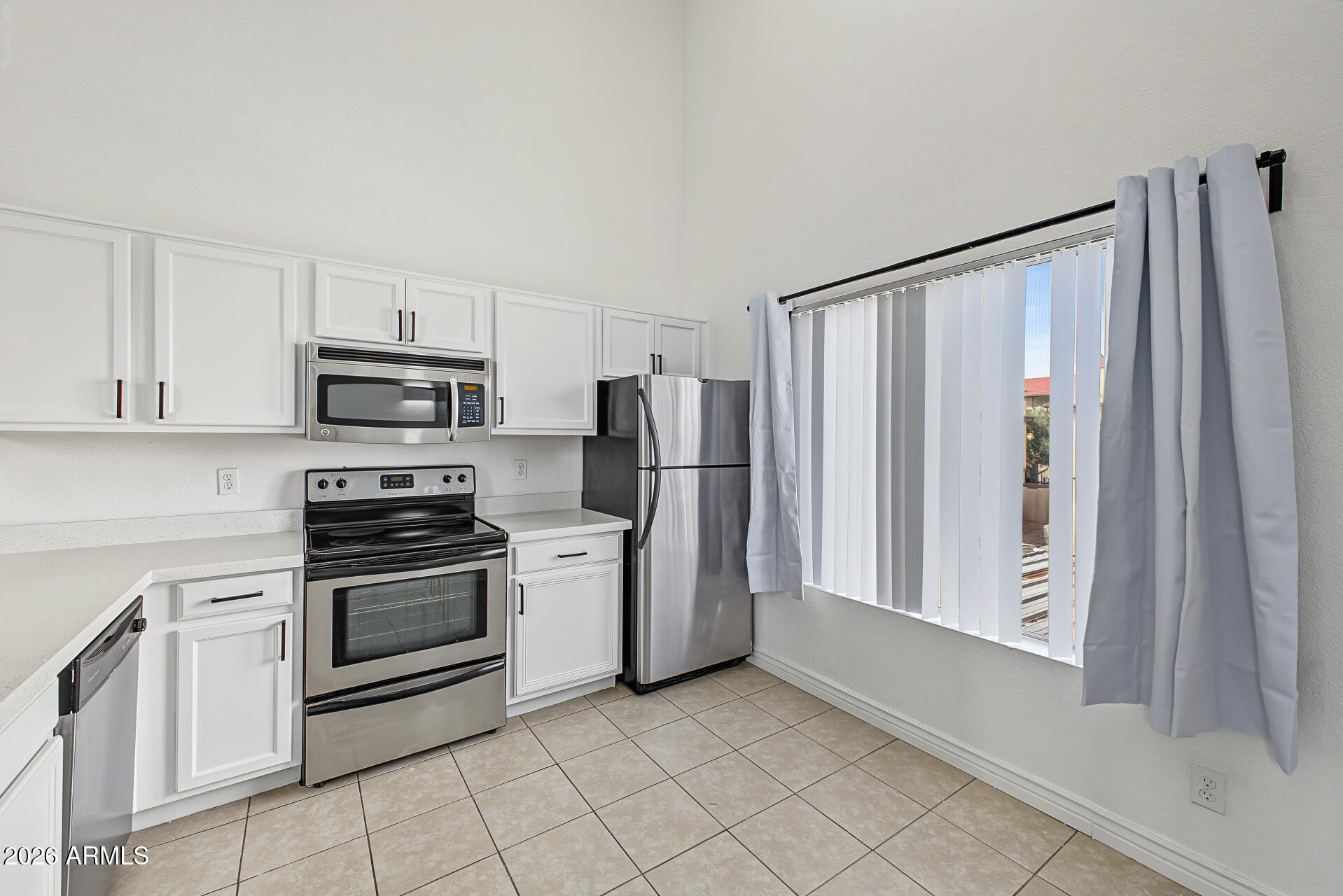 4828 W ORANGEWOOD Avenue 202