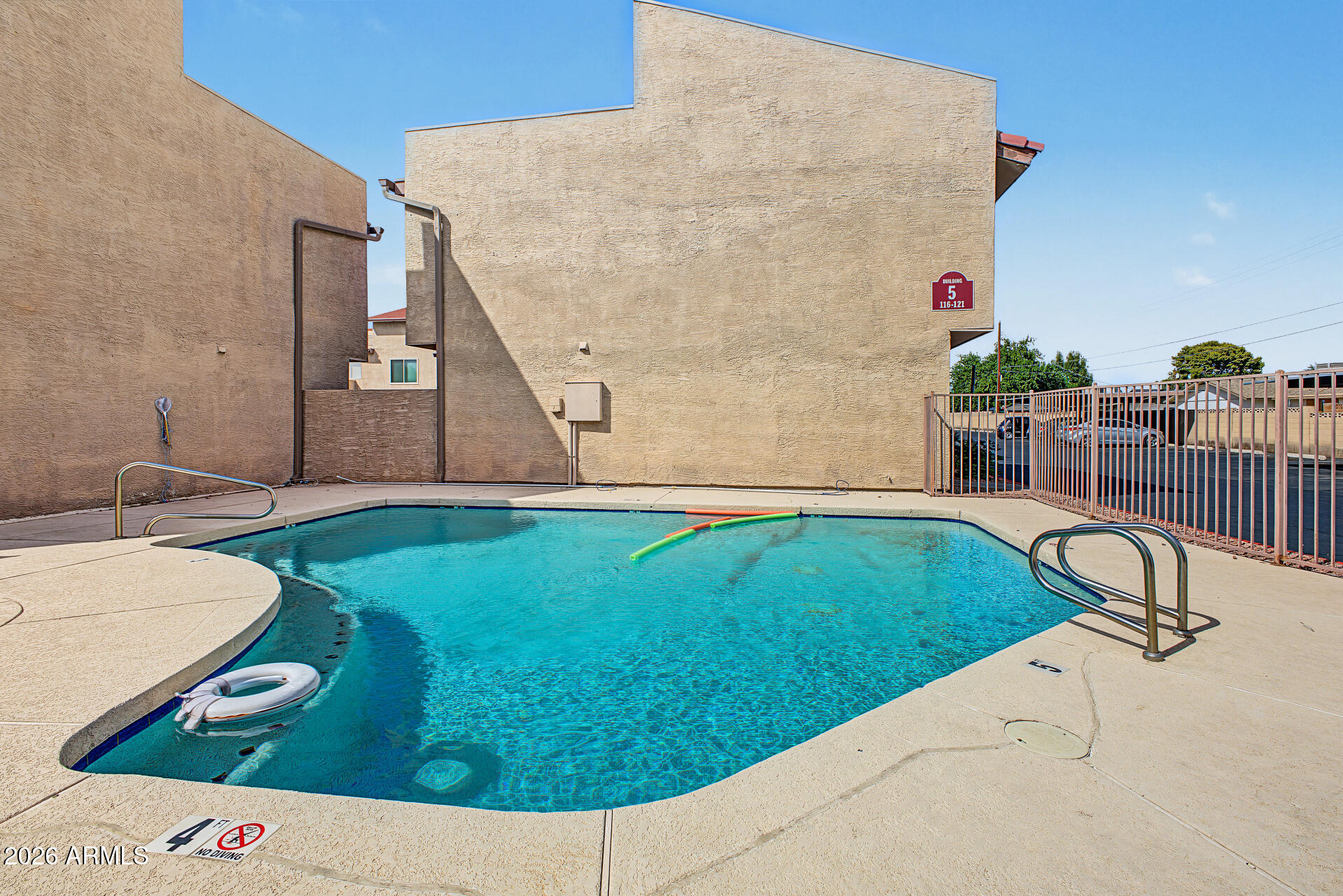 4828 W ORANGEWOOD Avenue 202