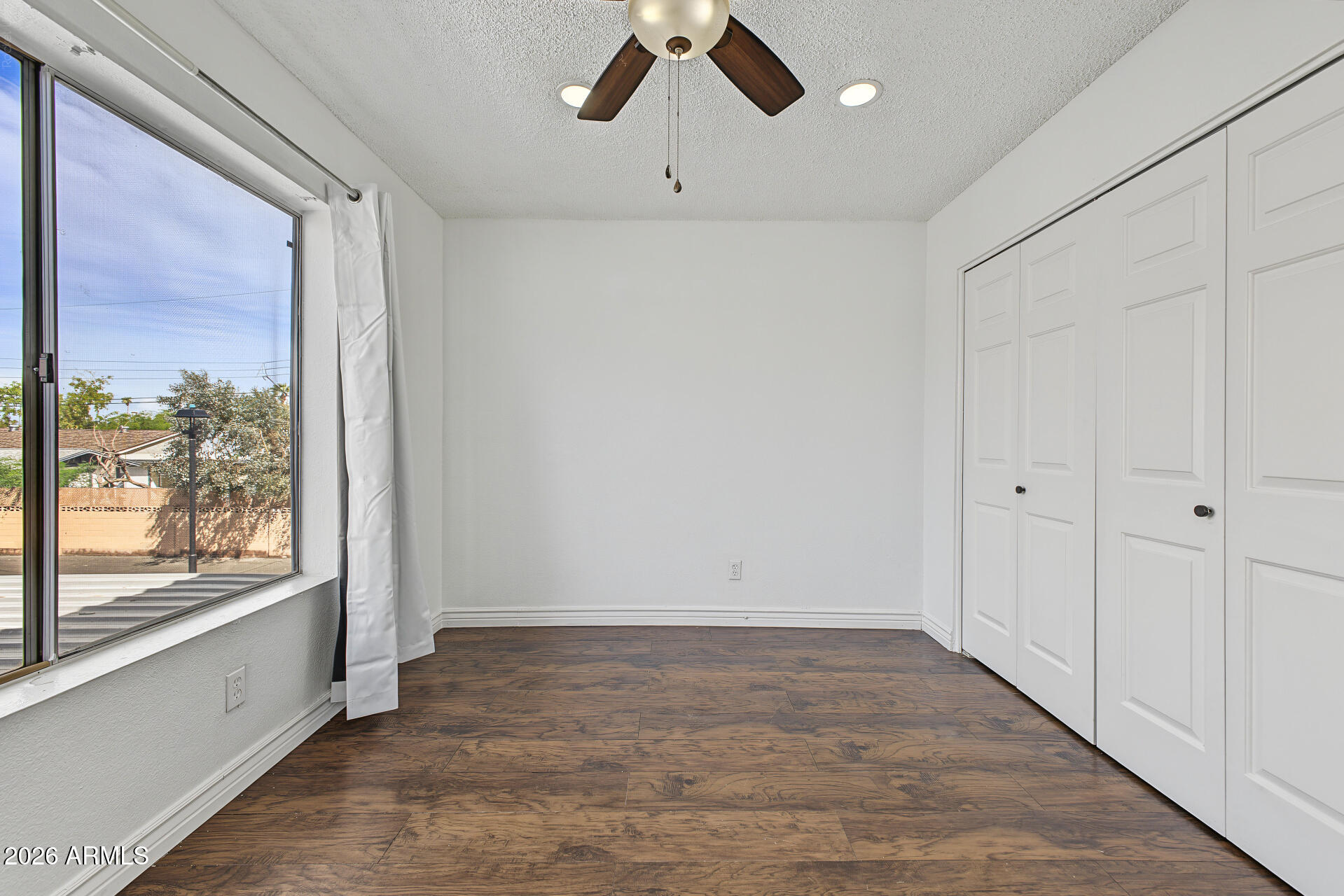 4828 W ORANGEWOOD Avenue 202
