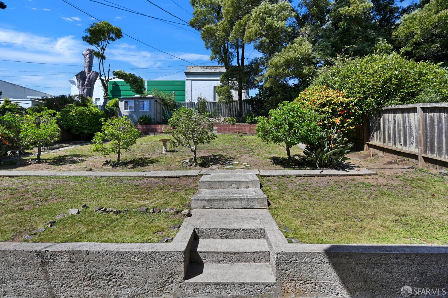 376 Moncada Way