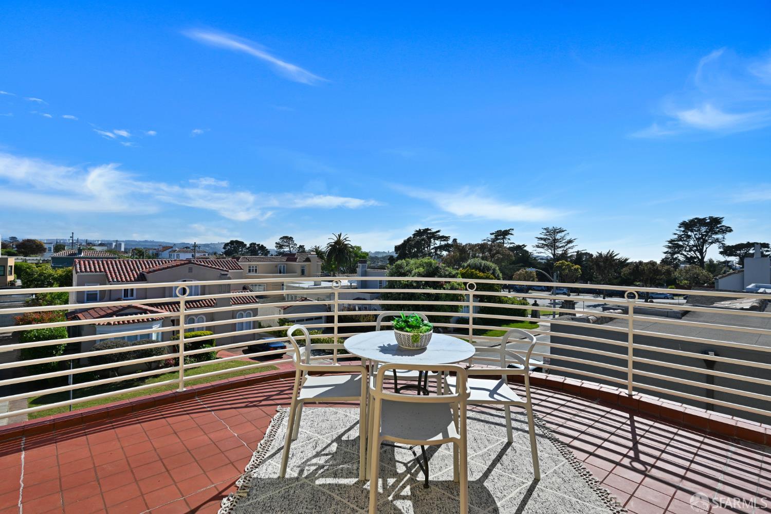 376 Moncada Way
