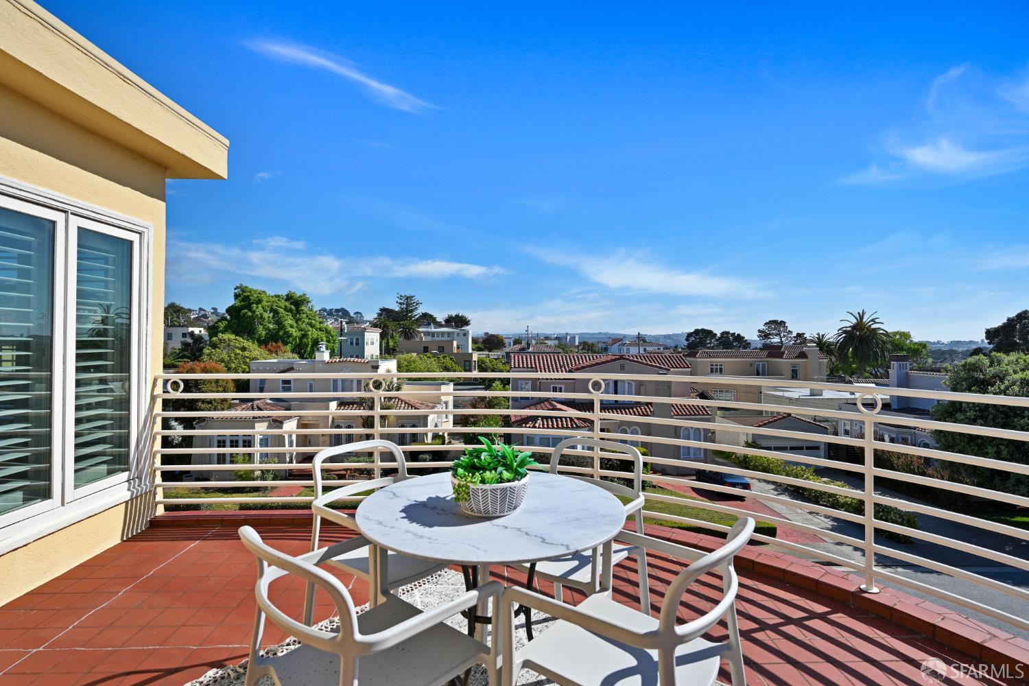 376 Moncada Way