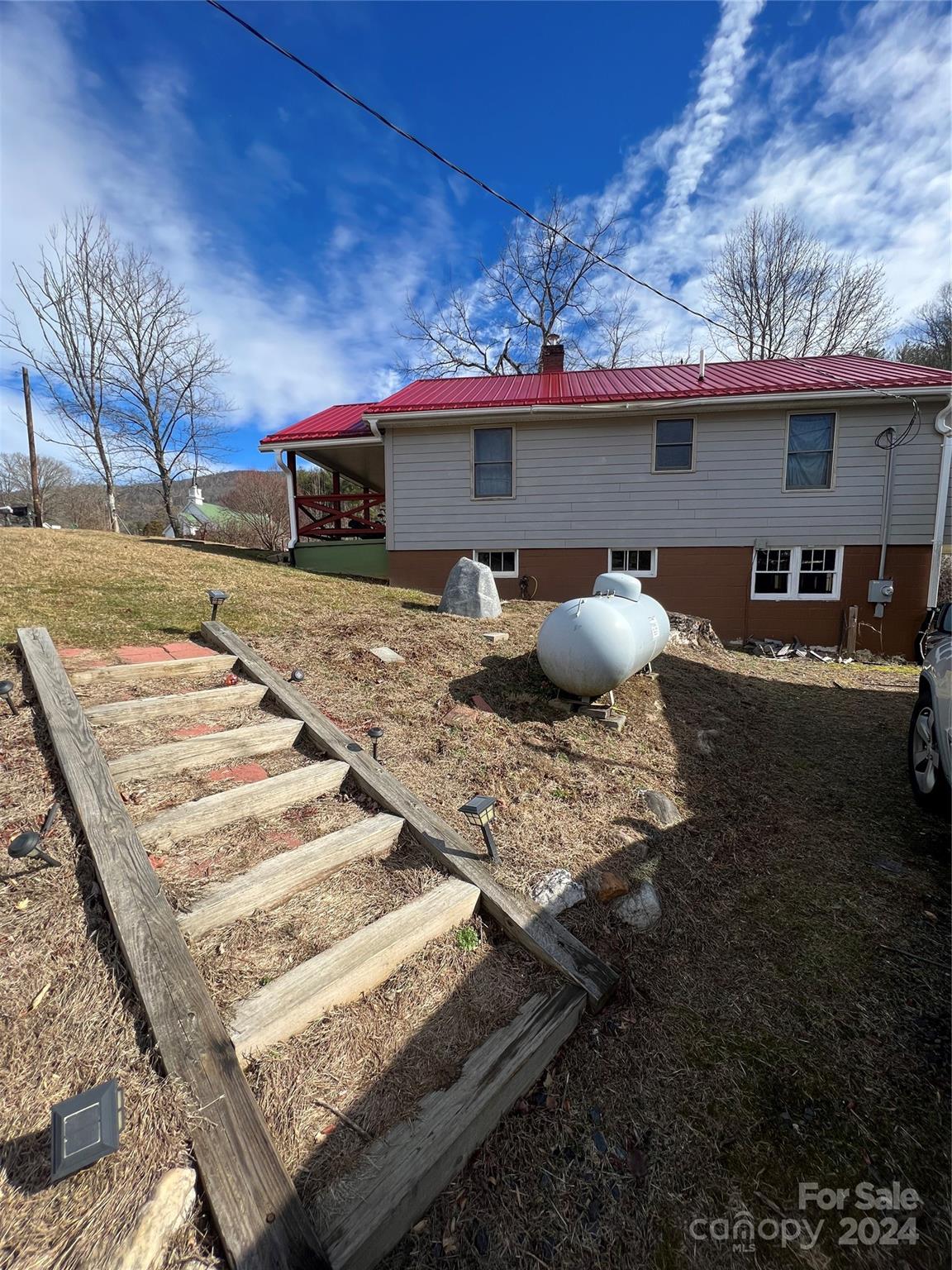 40 MULLIN HILL Road