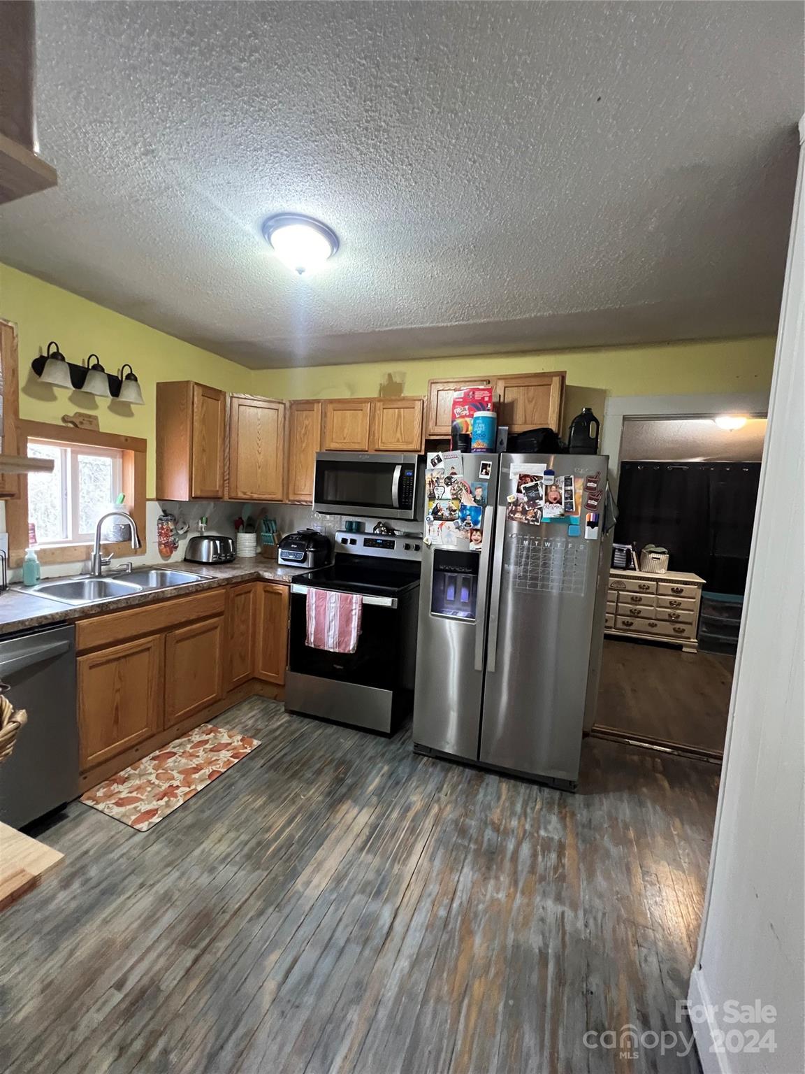 40 MULLIN HILL Road