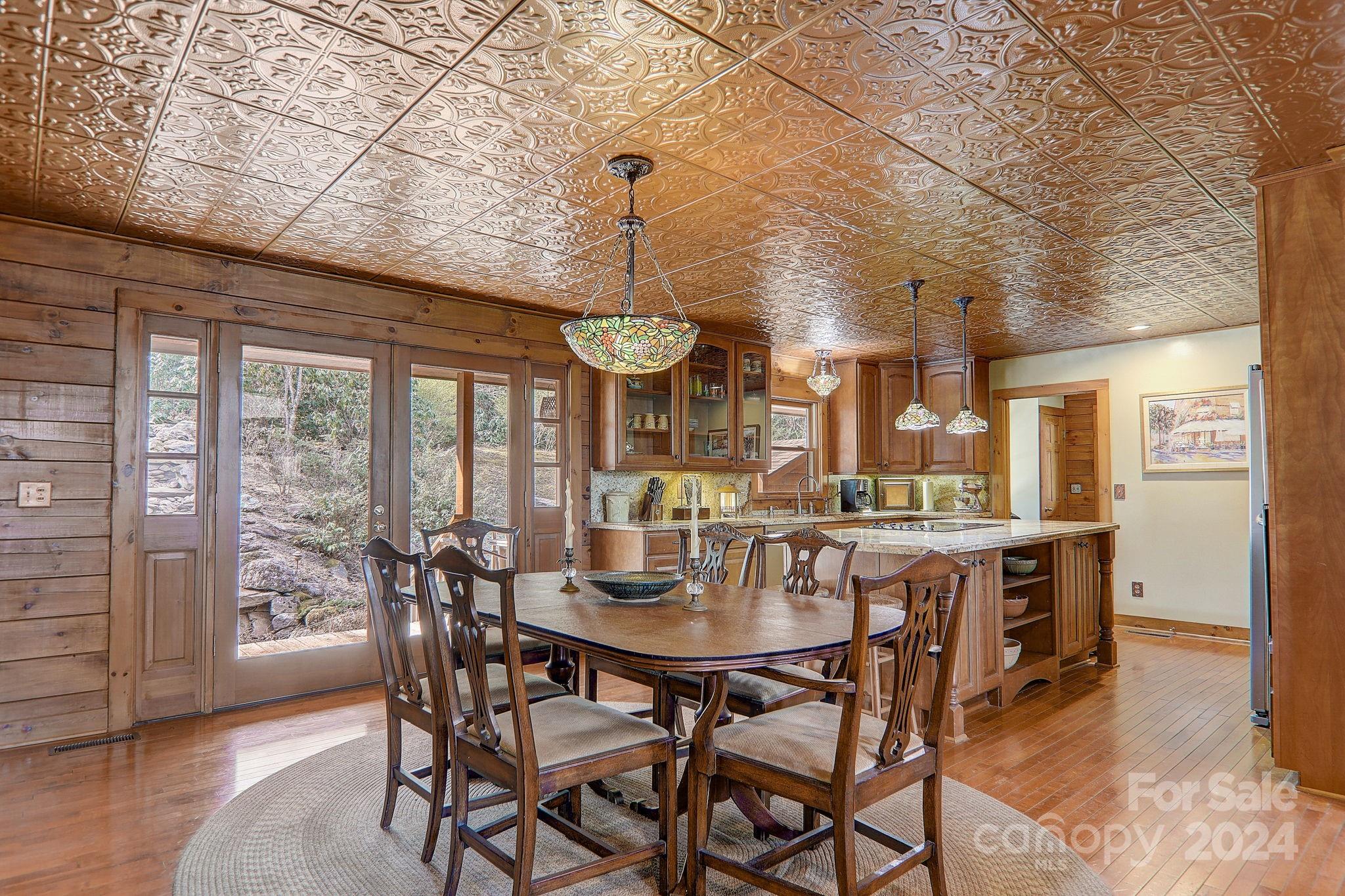 33 Poplar Ridge Lane