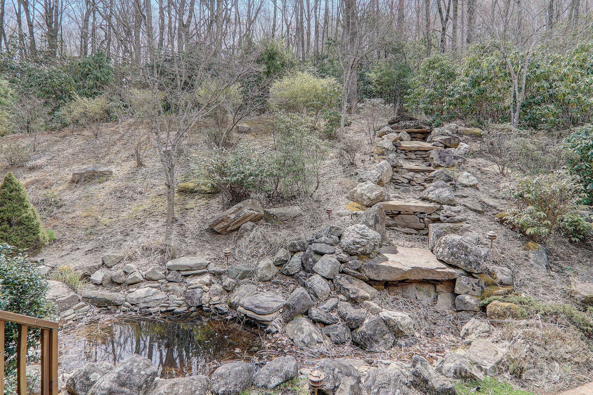 33 Poplar Ridge Lane