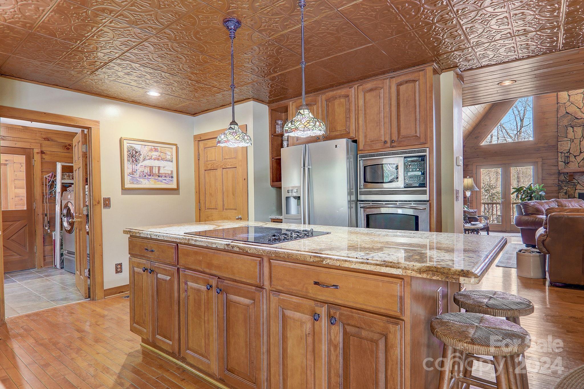 33 Poplar Ridge Lane