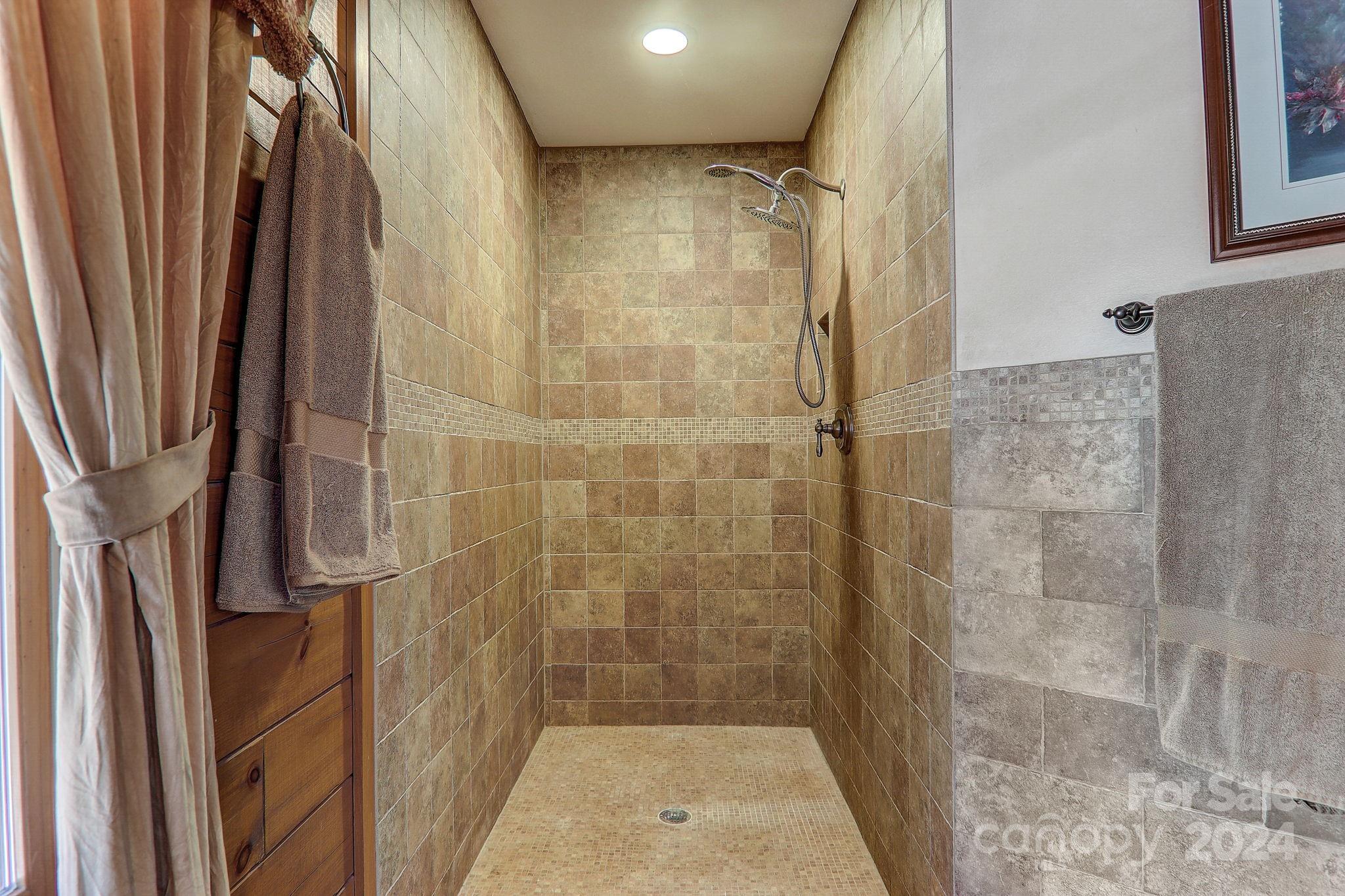 33 Poplar Ridge Lane