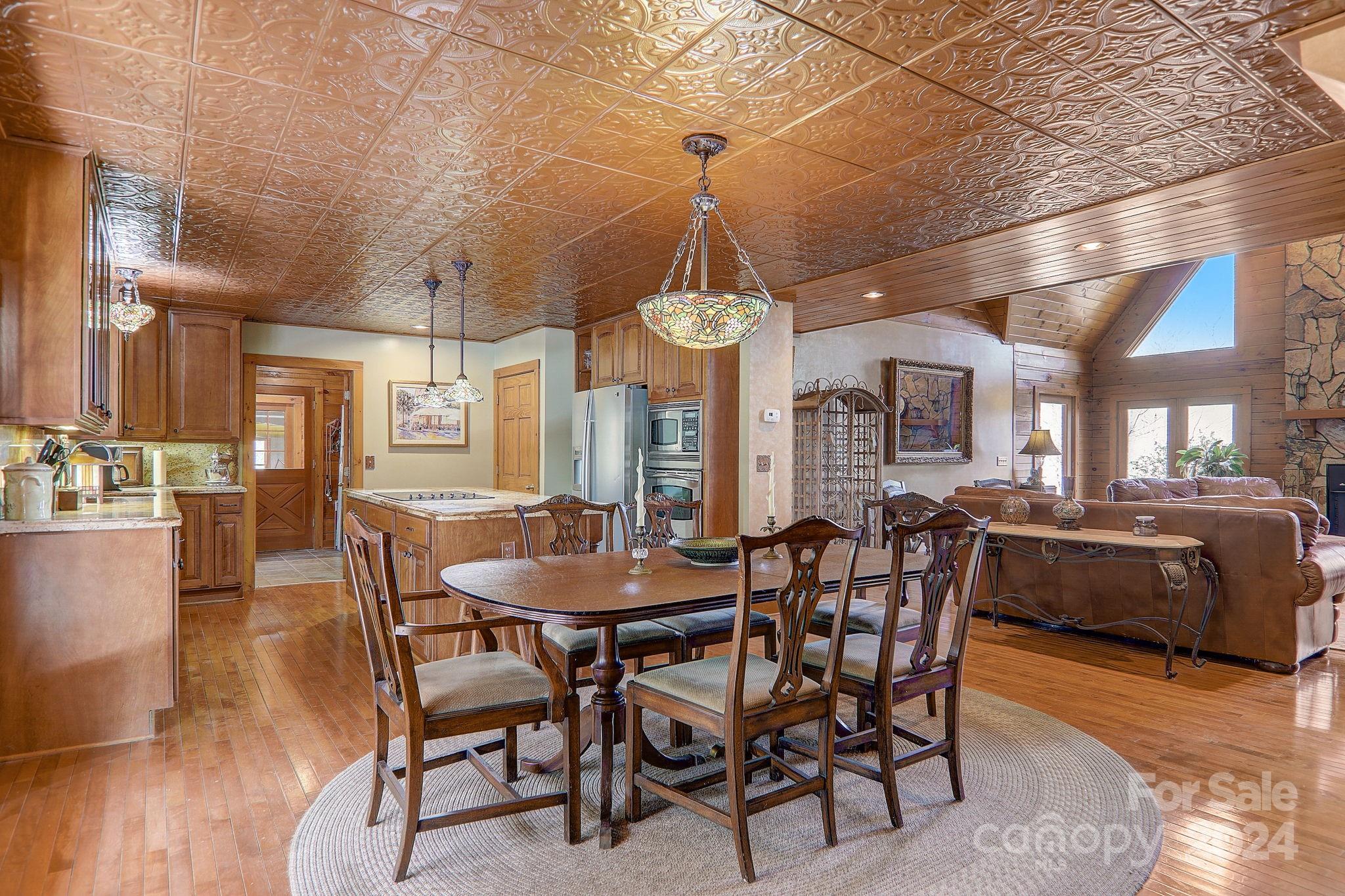 33 Poplar Ridge Lane