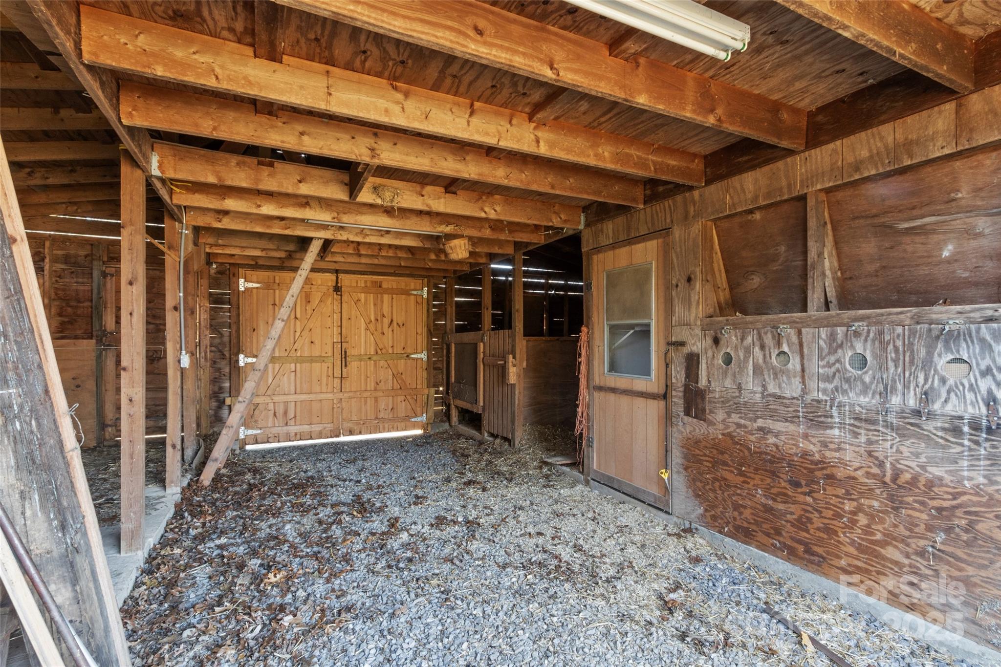 207 Strawberry Hill Lane