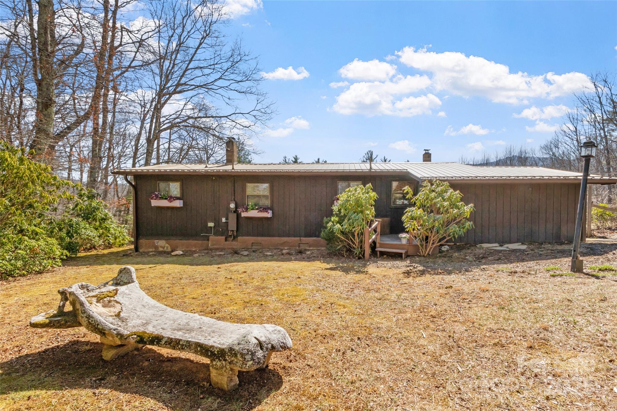 207 Strawberry Hill Lane