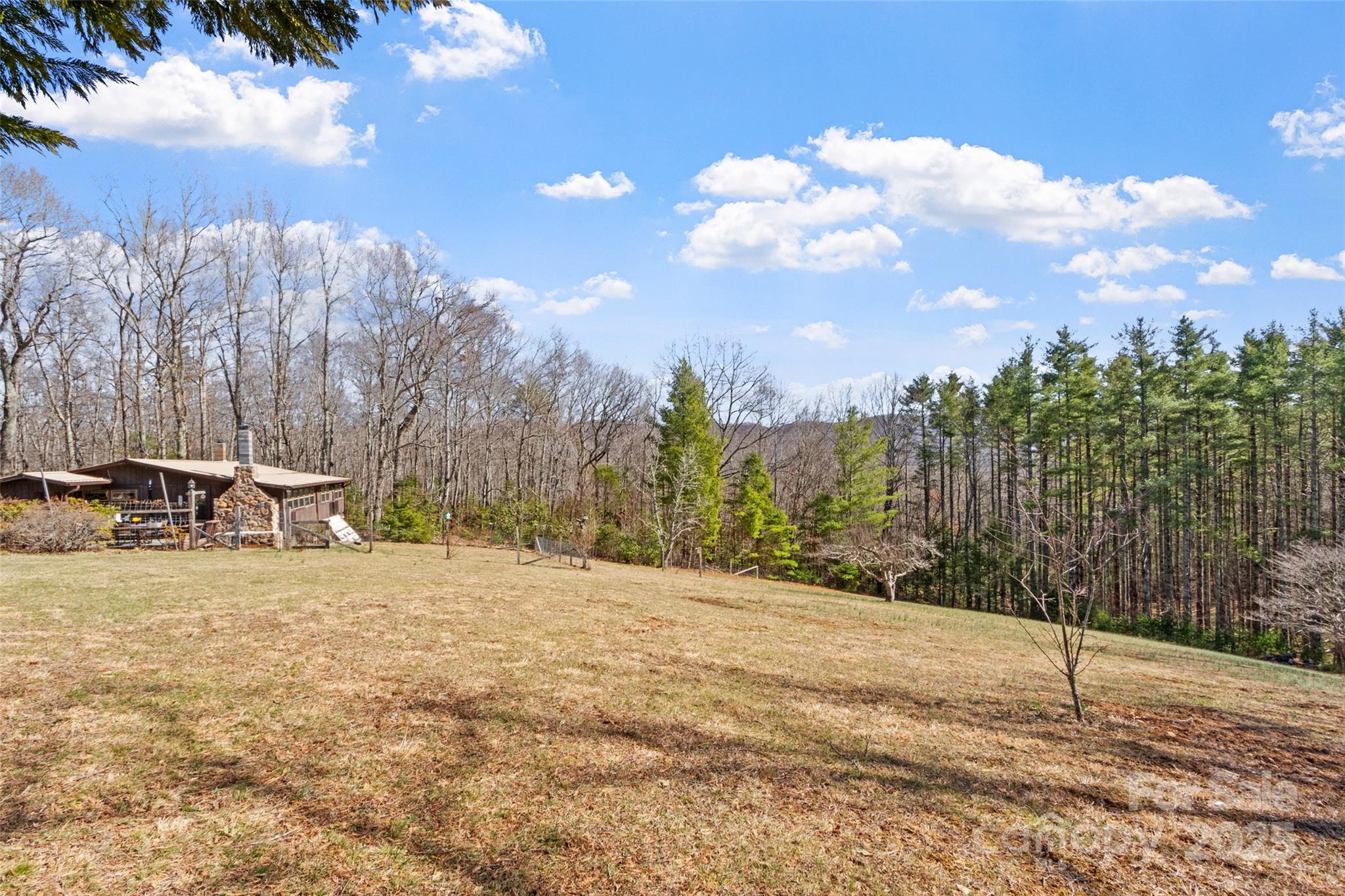 207 Strawberry Hill Lane