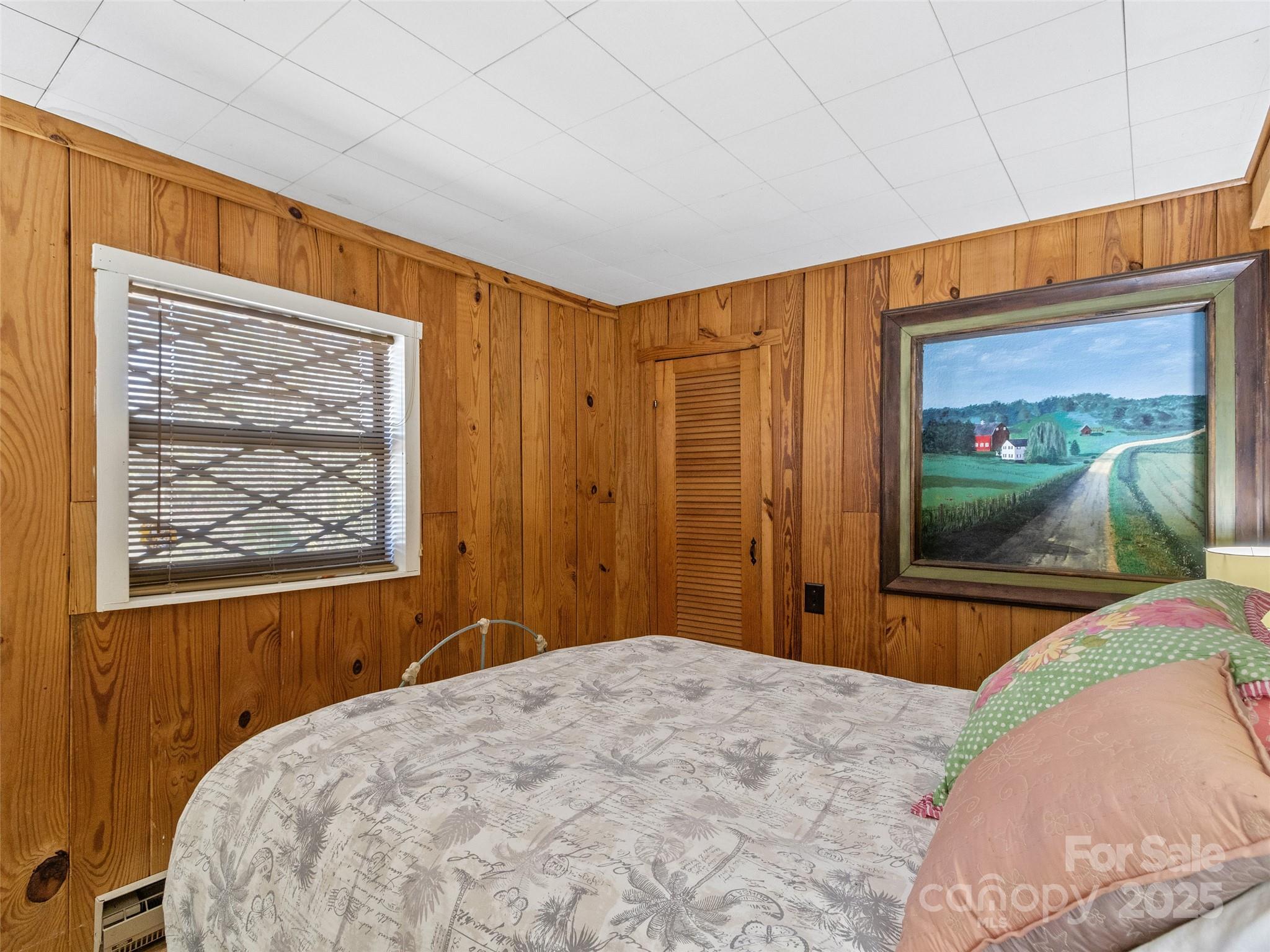 207 Strawberry Hill Lane