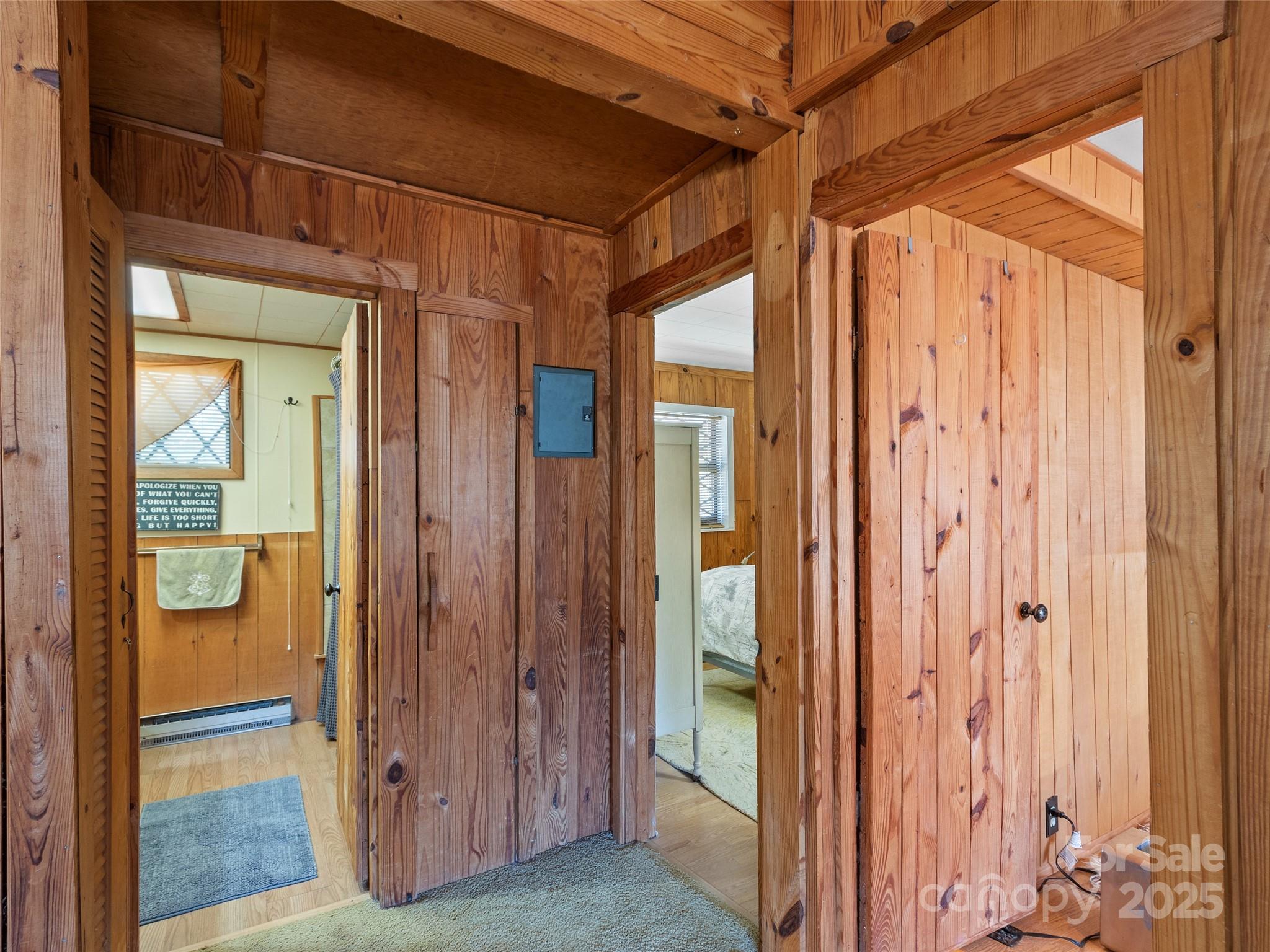 207 Strawberry Hill Lane
