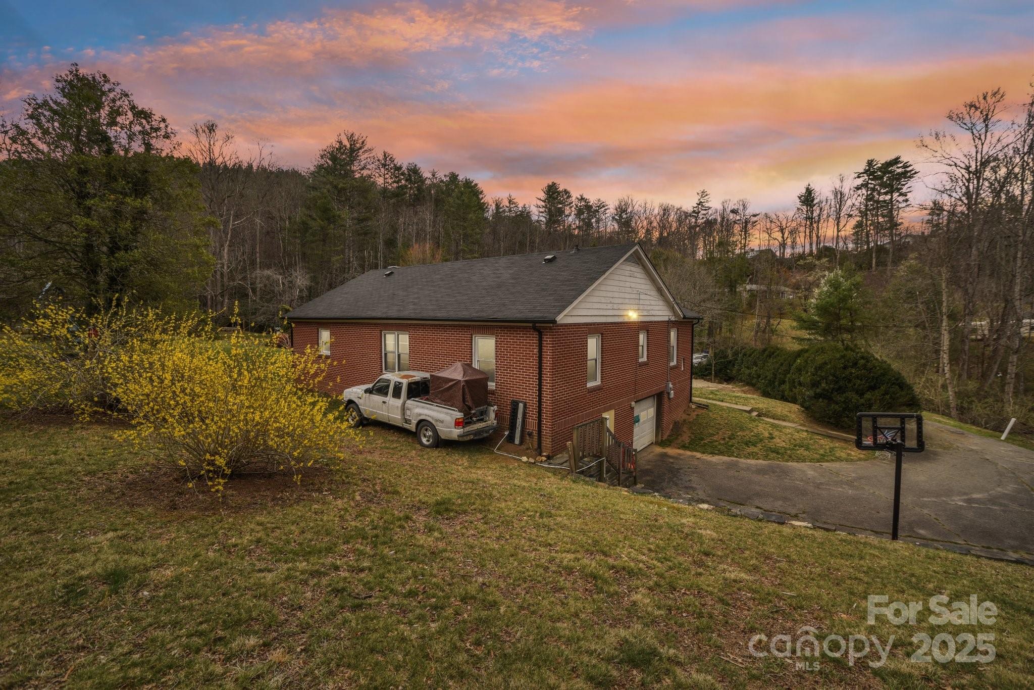 181 Dogwood Lane