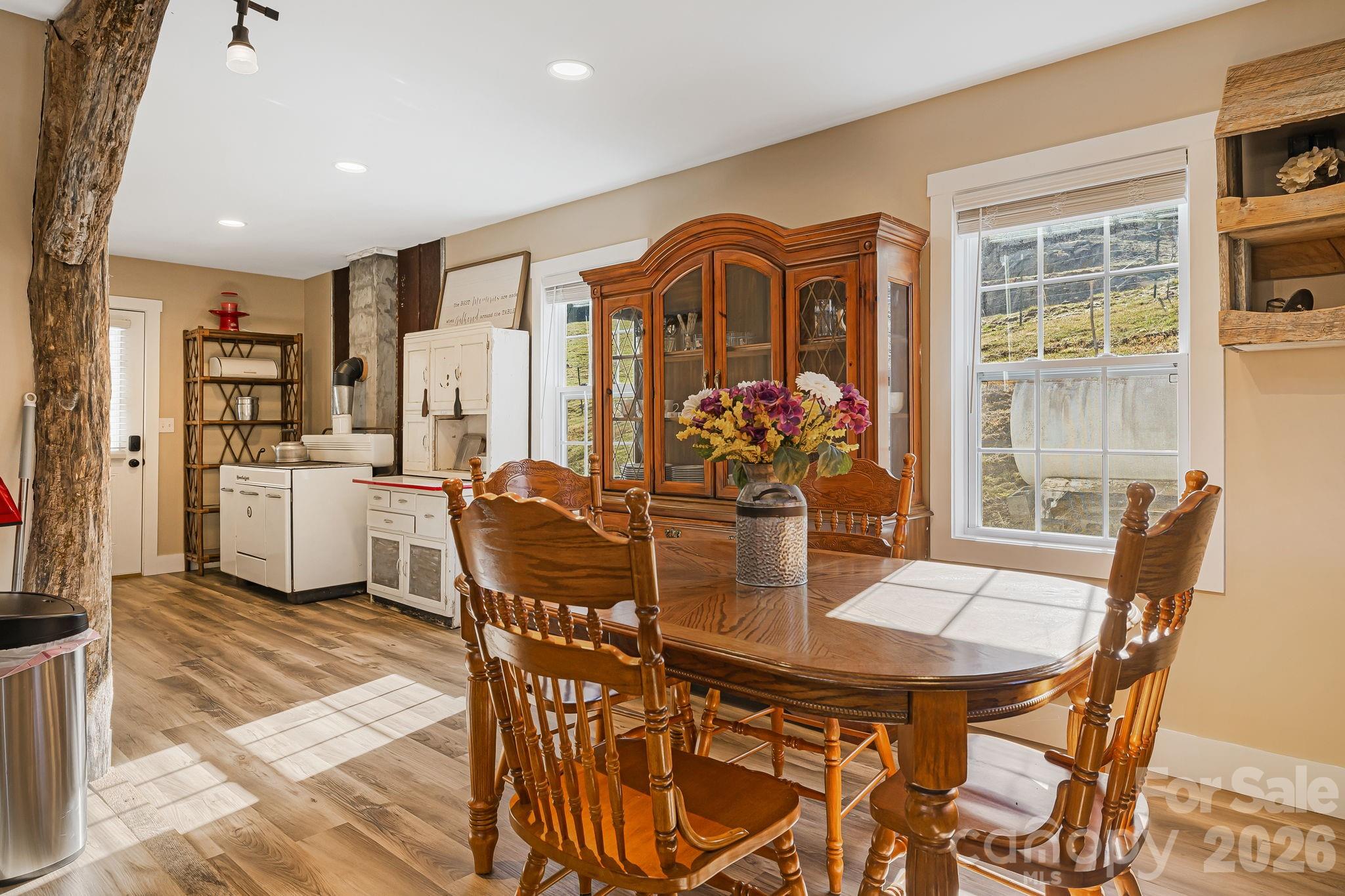 867 Indian Creek Road