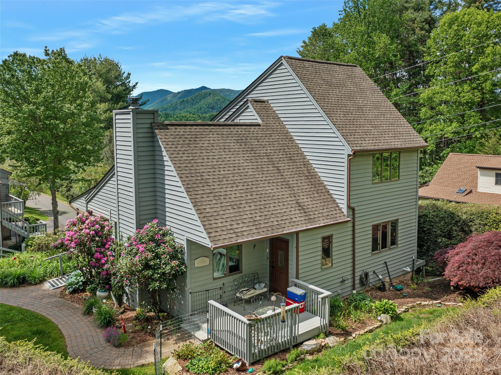 317 Robertson Street Unit: 1/K