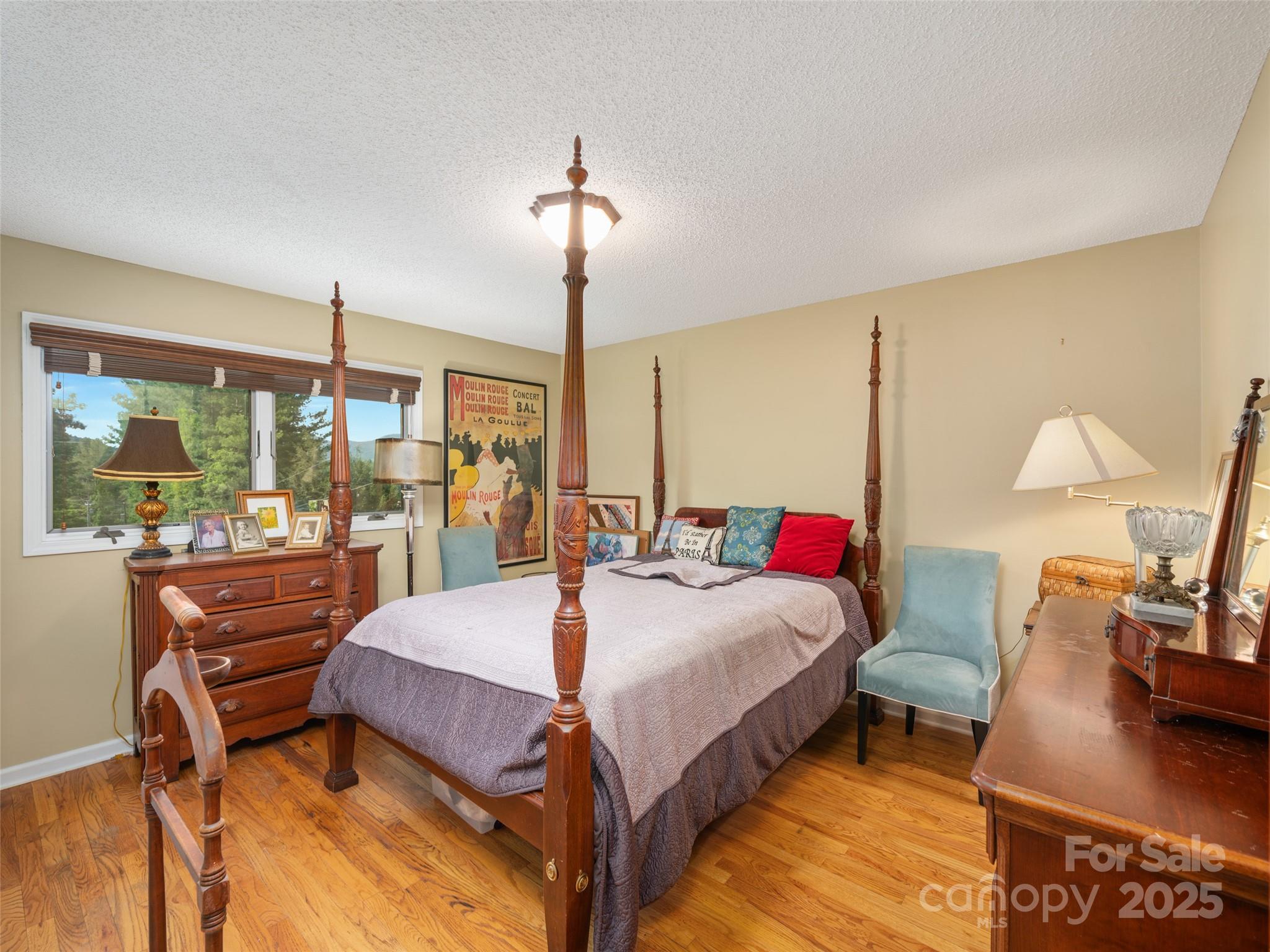 317 Robertson Street Unit: 1/K