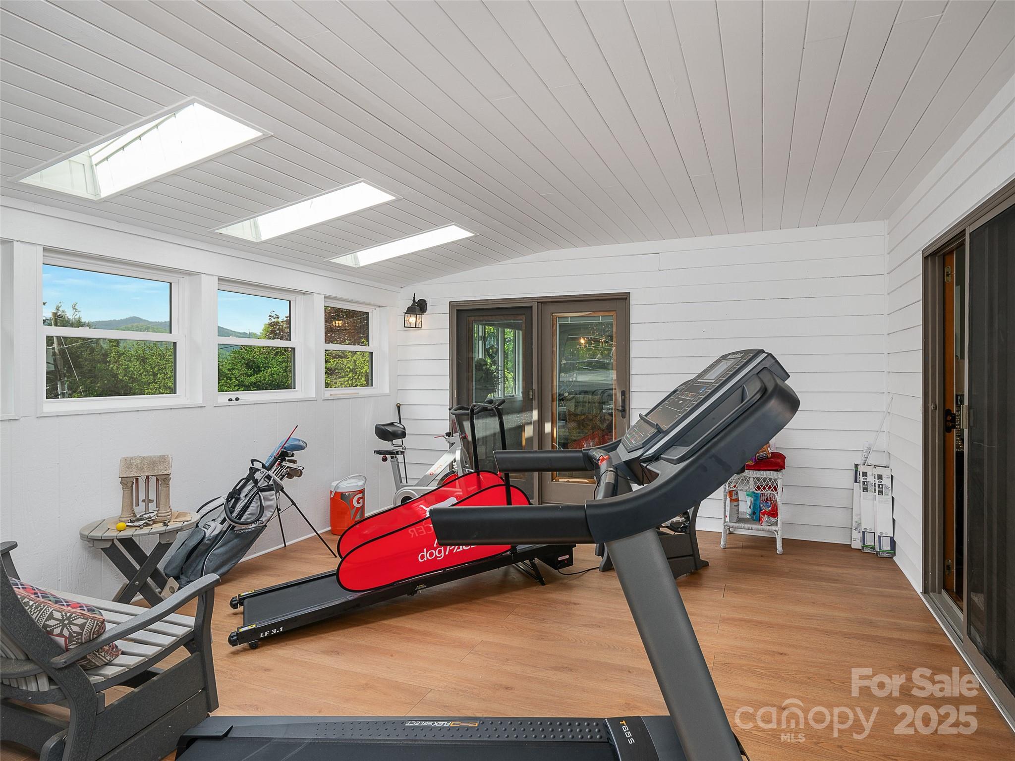 317 Robertson Street Unit: 1/K