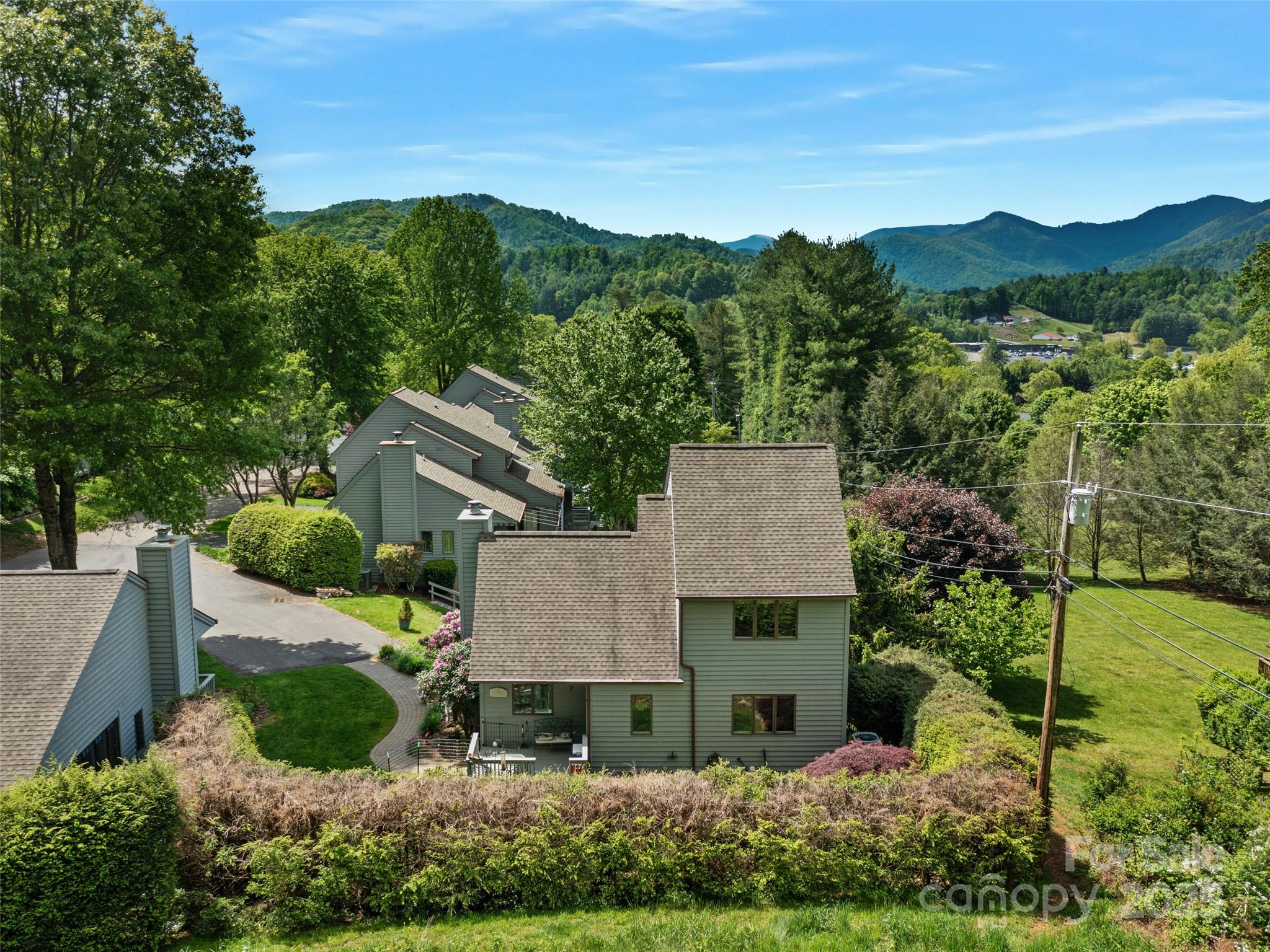 317 Robertson Street Unit: 1/K