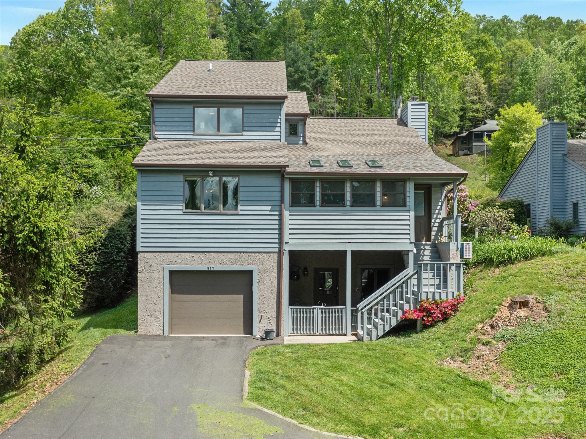 317 Robertson Street Unit: 1/K