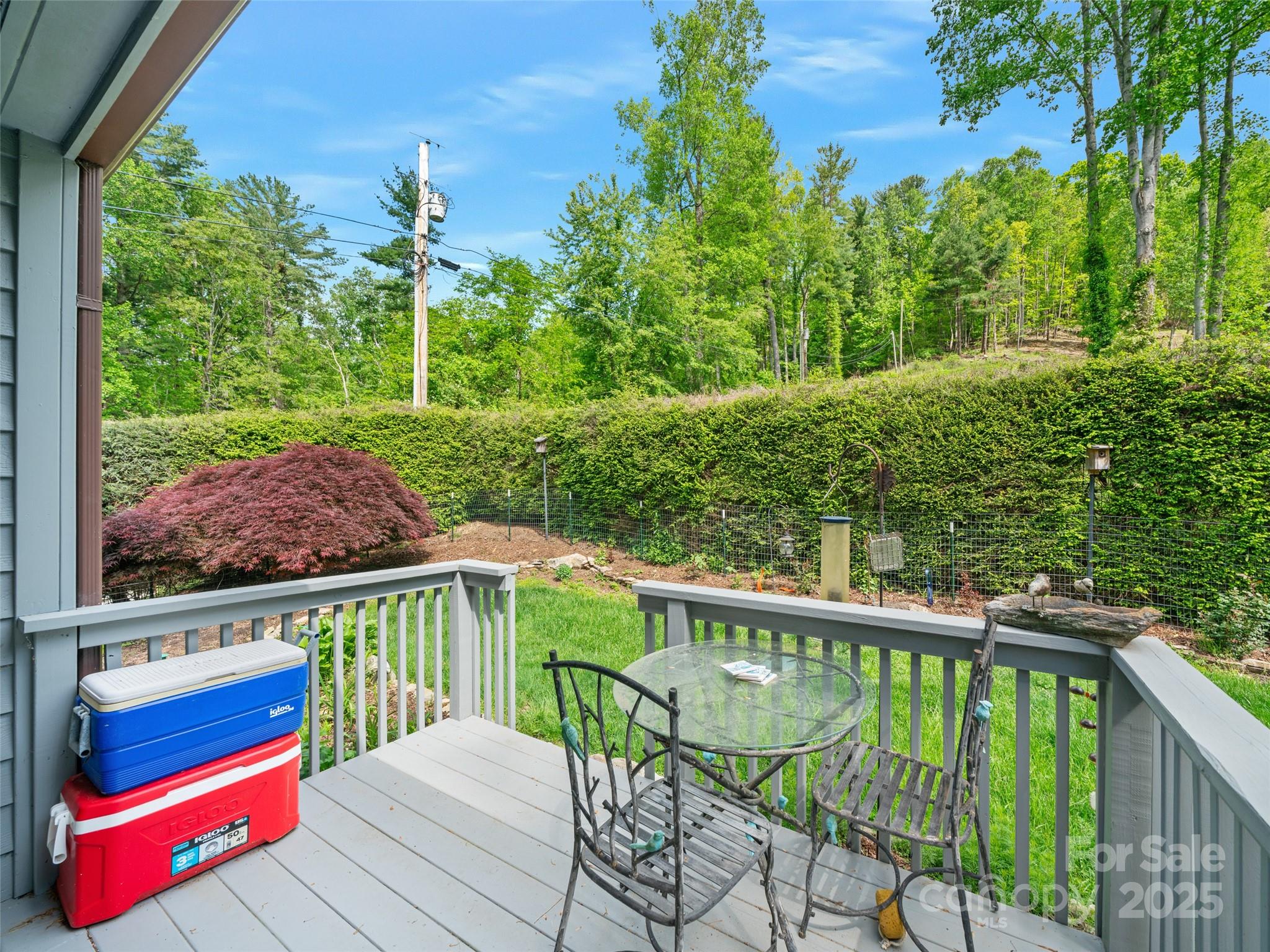 317 Robertson Street Unit: 1/K
