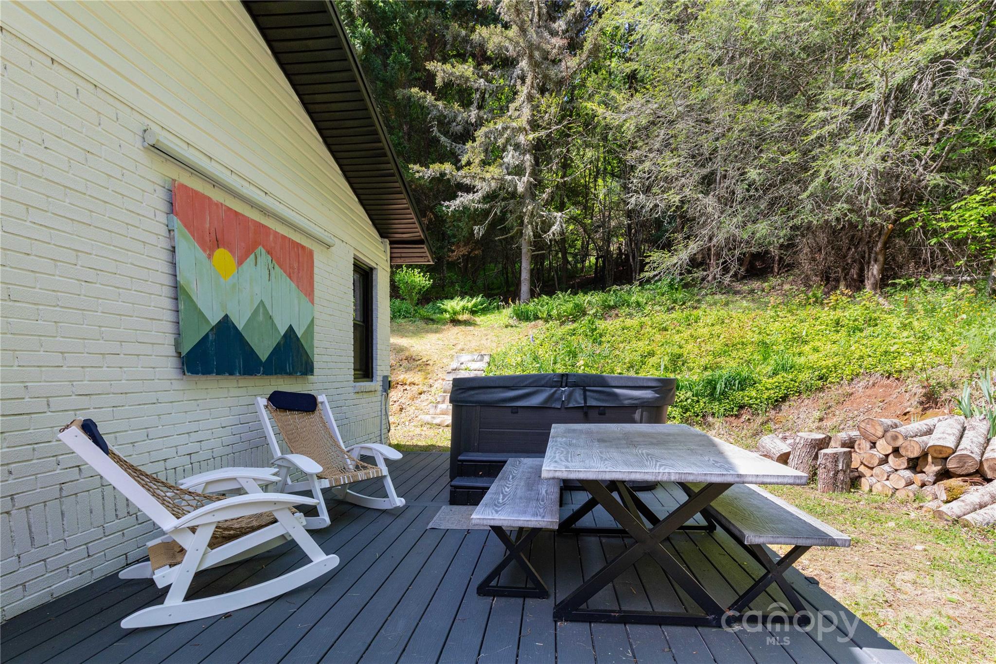 610 Banks Creek Road