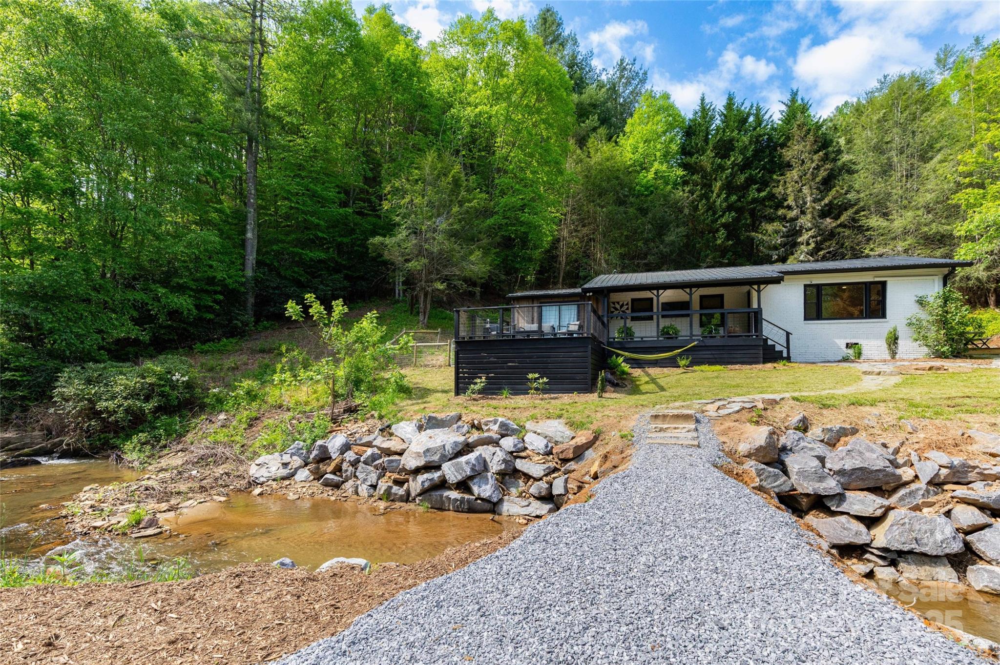 610 Banks Creek Road