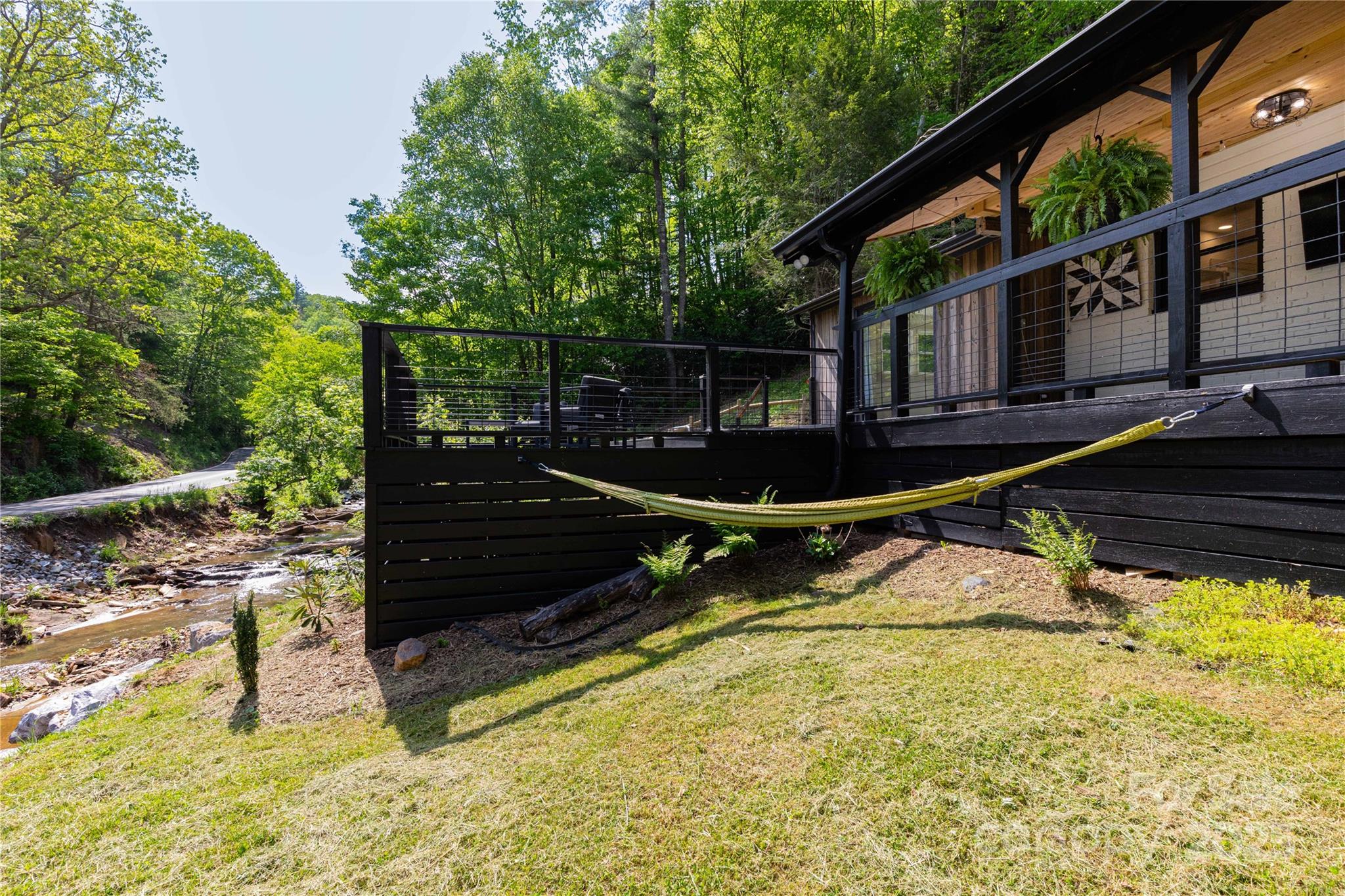 610 Banks Creek Road