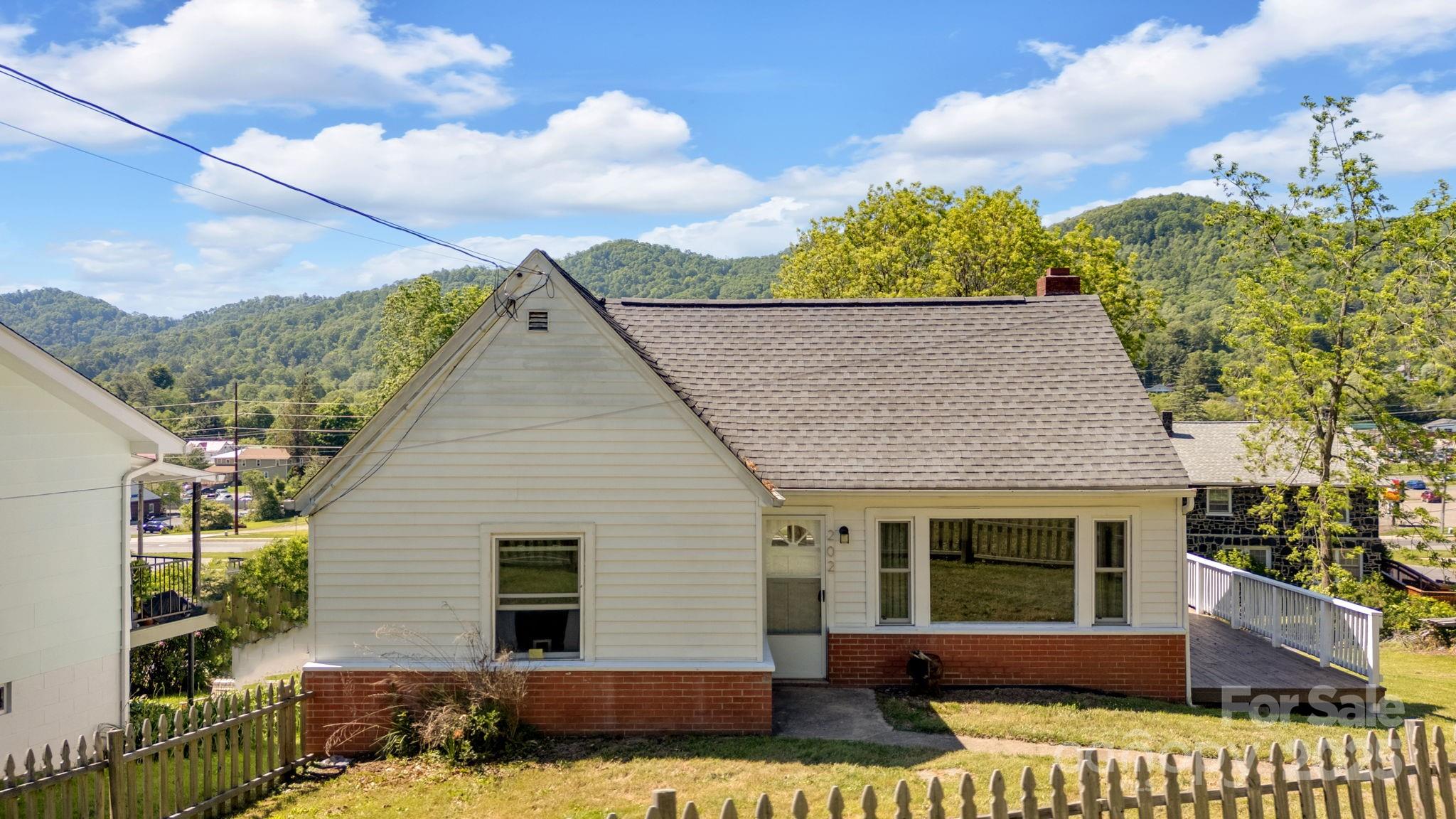 202 Hillside Drive