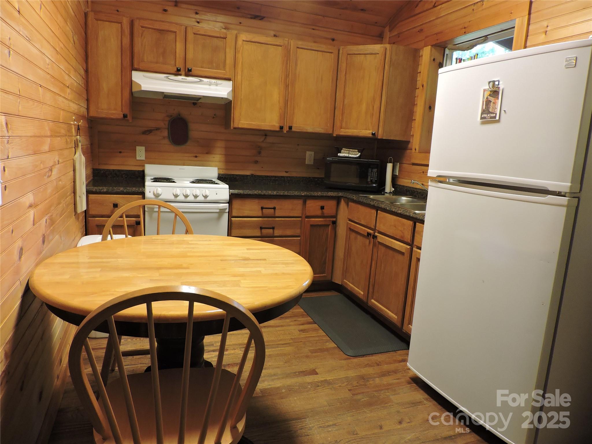 674 Johnson's River Bend Lane