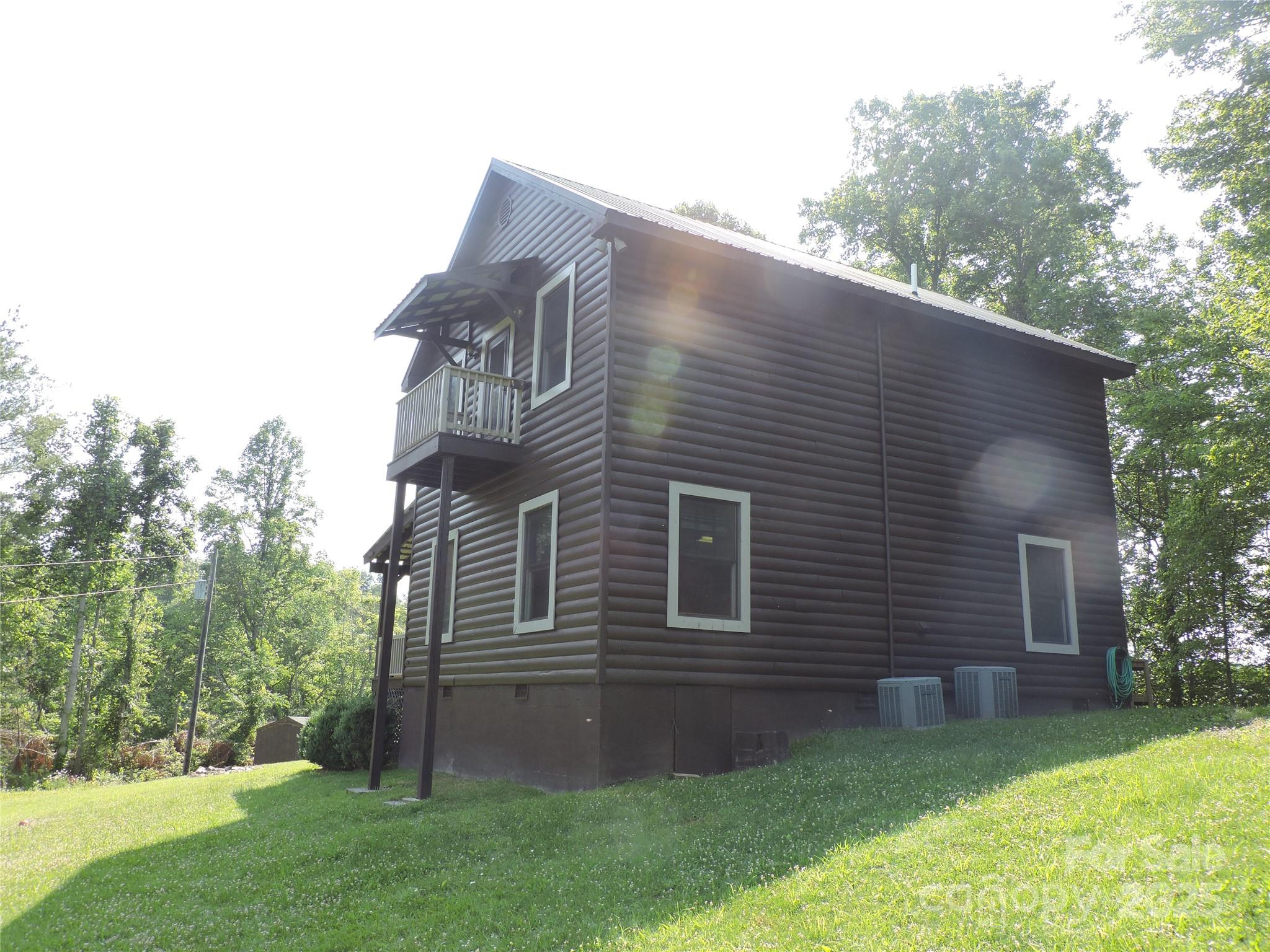 674 Johnson's River Bend Lane