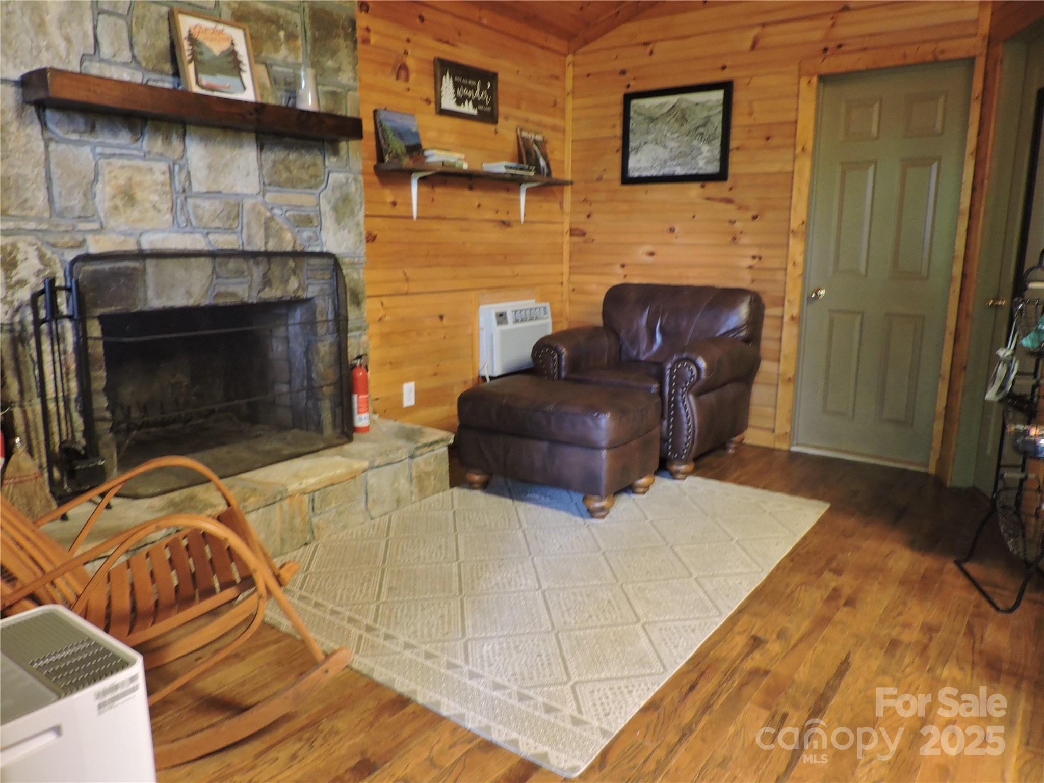 674 Johnson's River Bend Lane