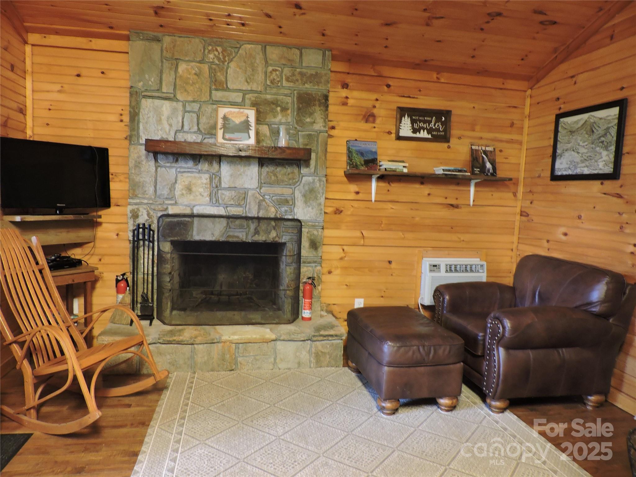 674 Johnson's River Bend Lane