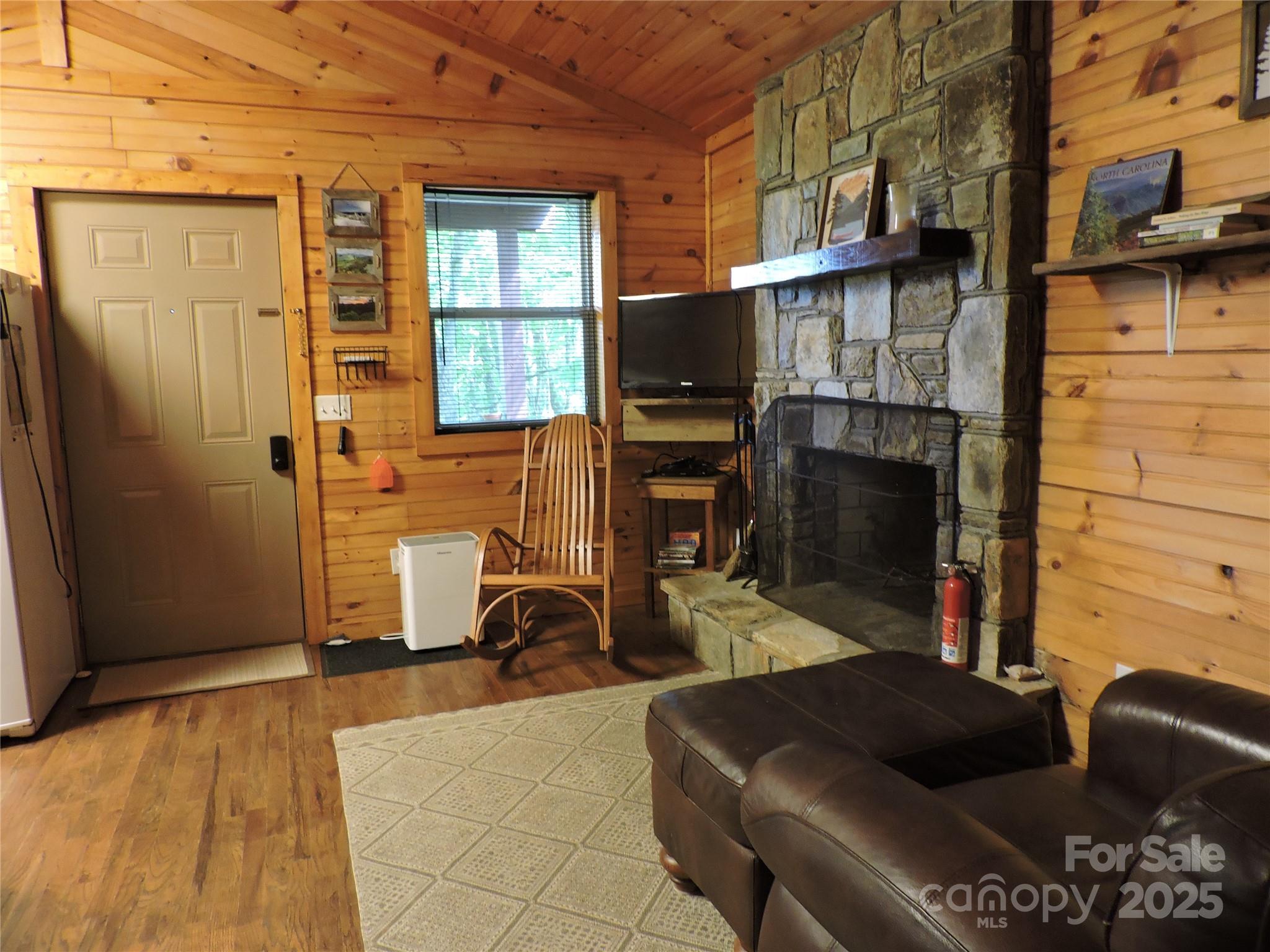 674 Johnson's River Bend Lane