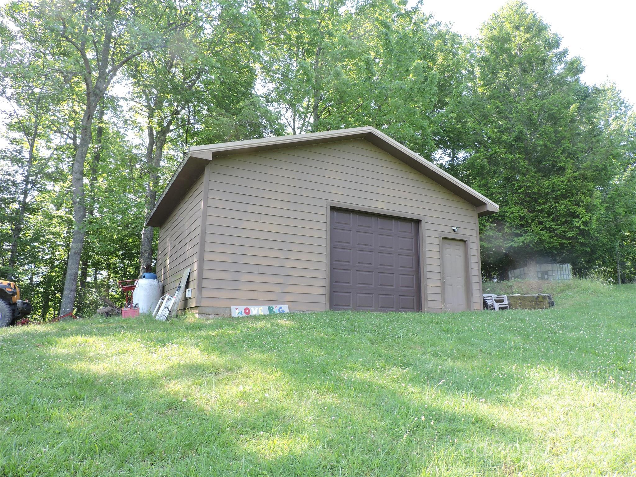 674 Johnson's River Bend Lane