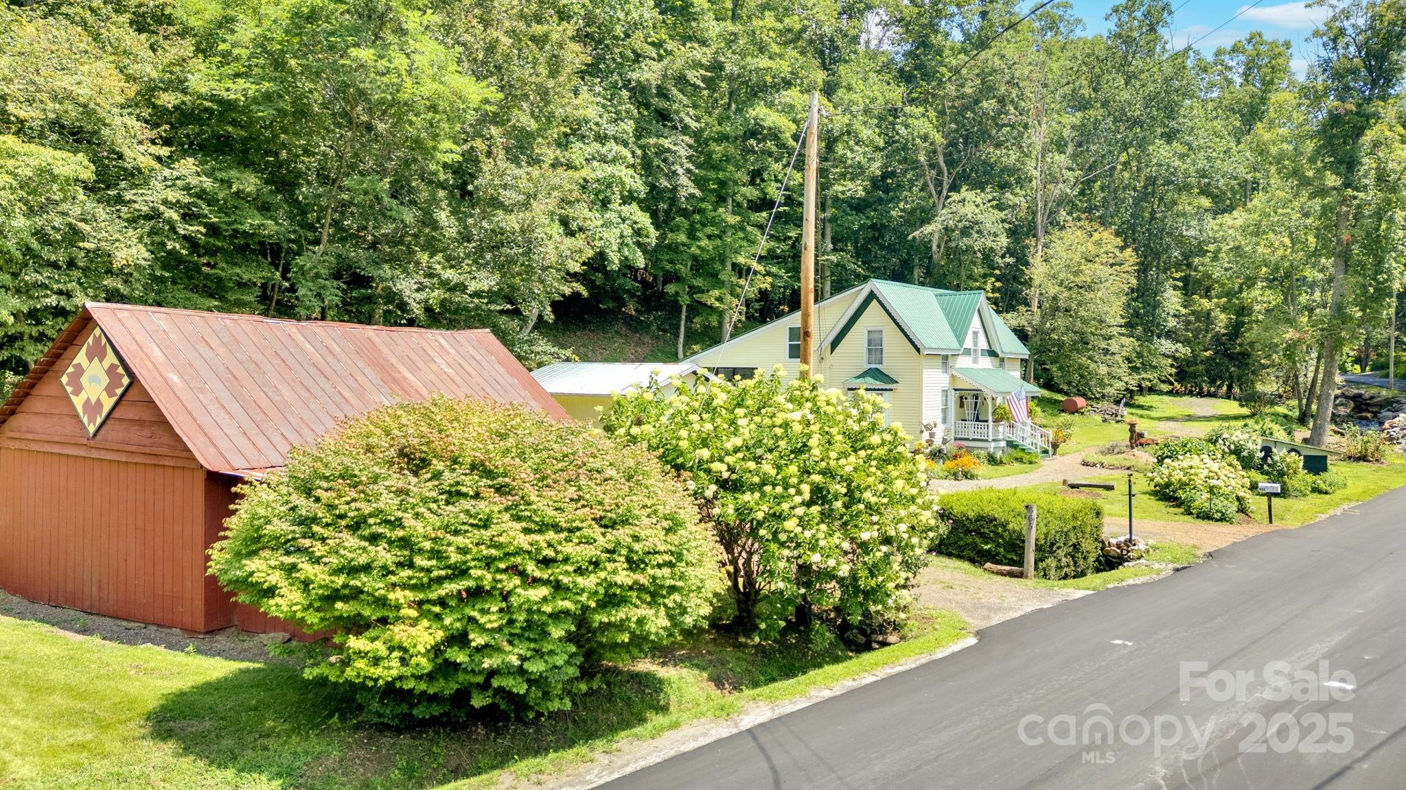 665 Upper Pig Pen Road