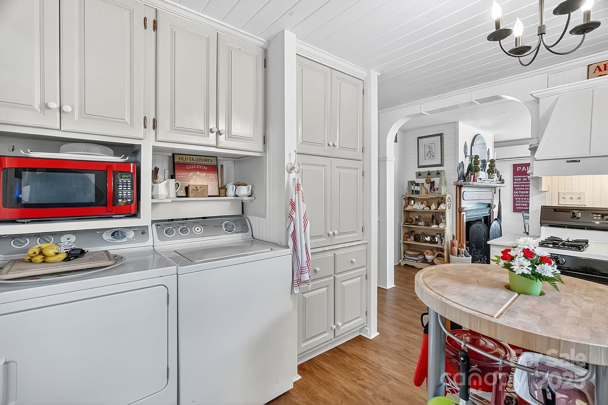665 Upper Pig Pen Road