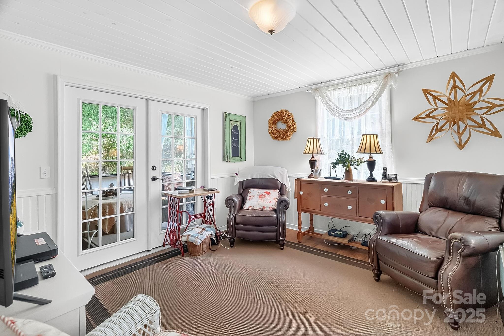 665 Upper Pig Pen Road