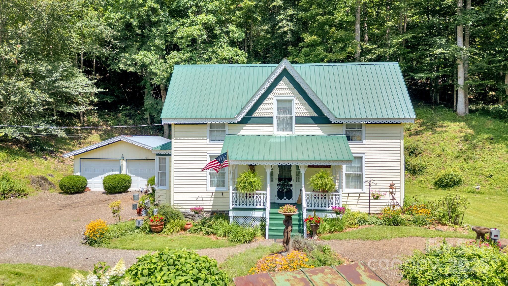665 Upper Pig Pen Road