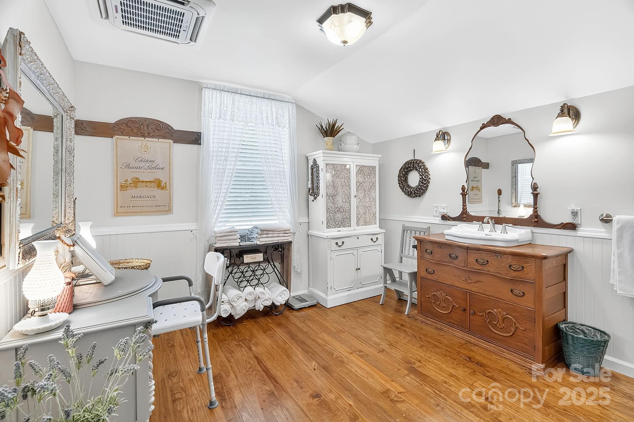 665 Upper Pig Pen Road